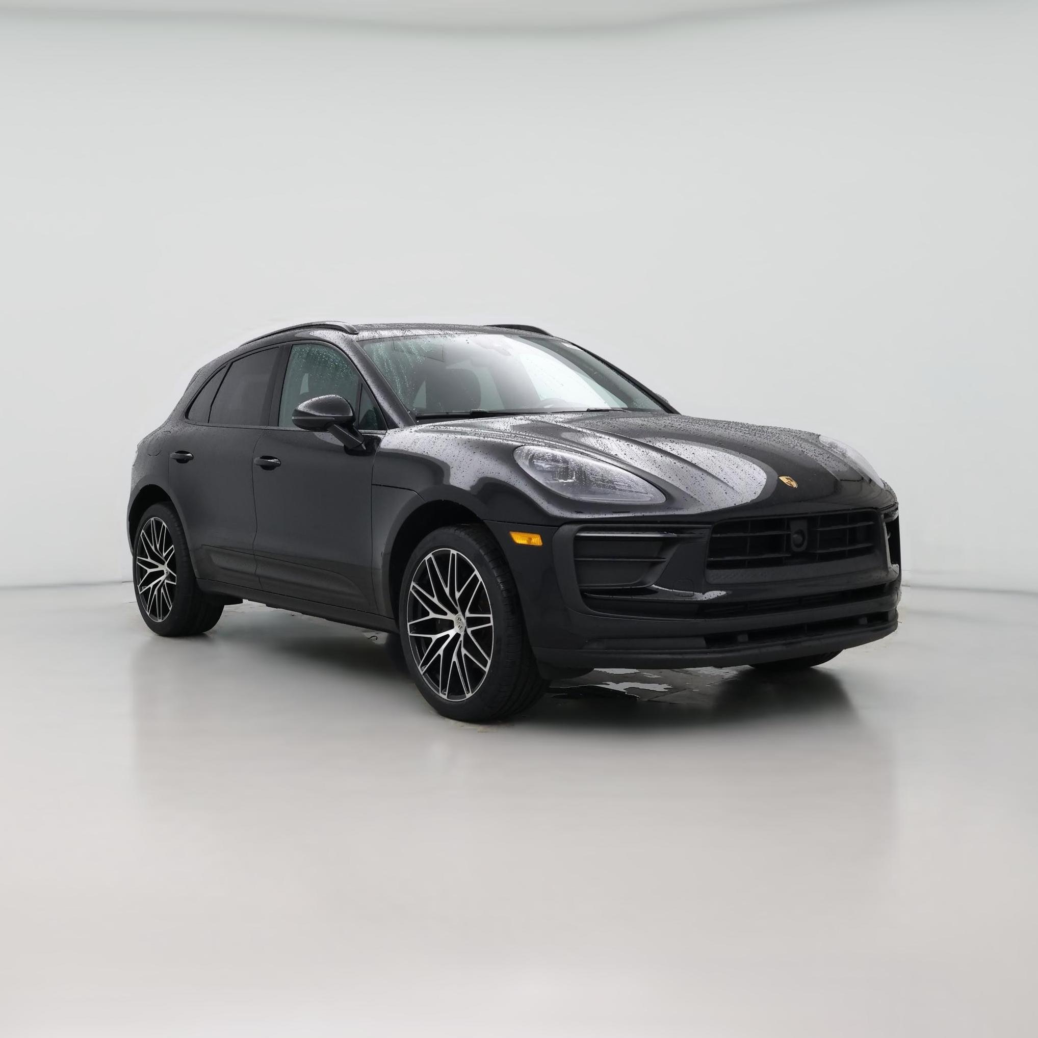Thumbnail: 2022 Porsche Macan - 1