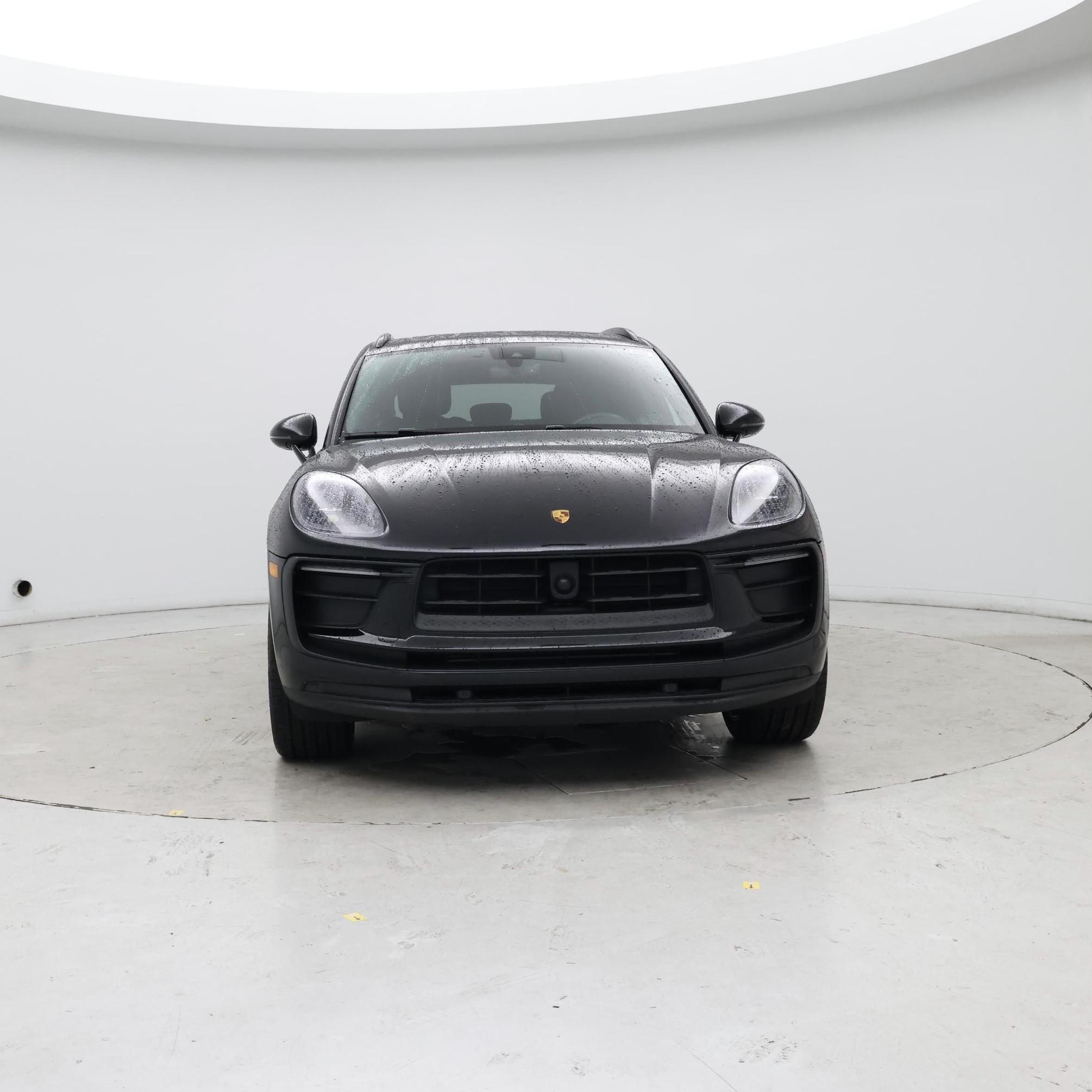Thumbnail: 2022 Porsche Macan - 5