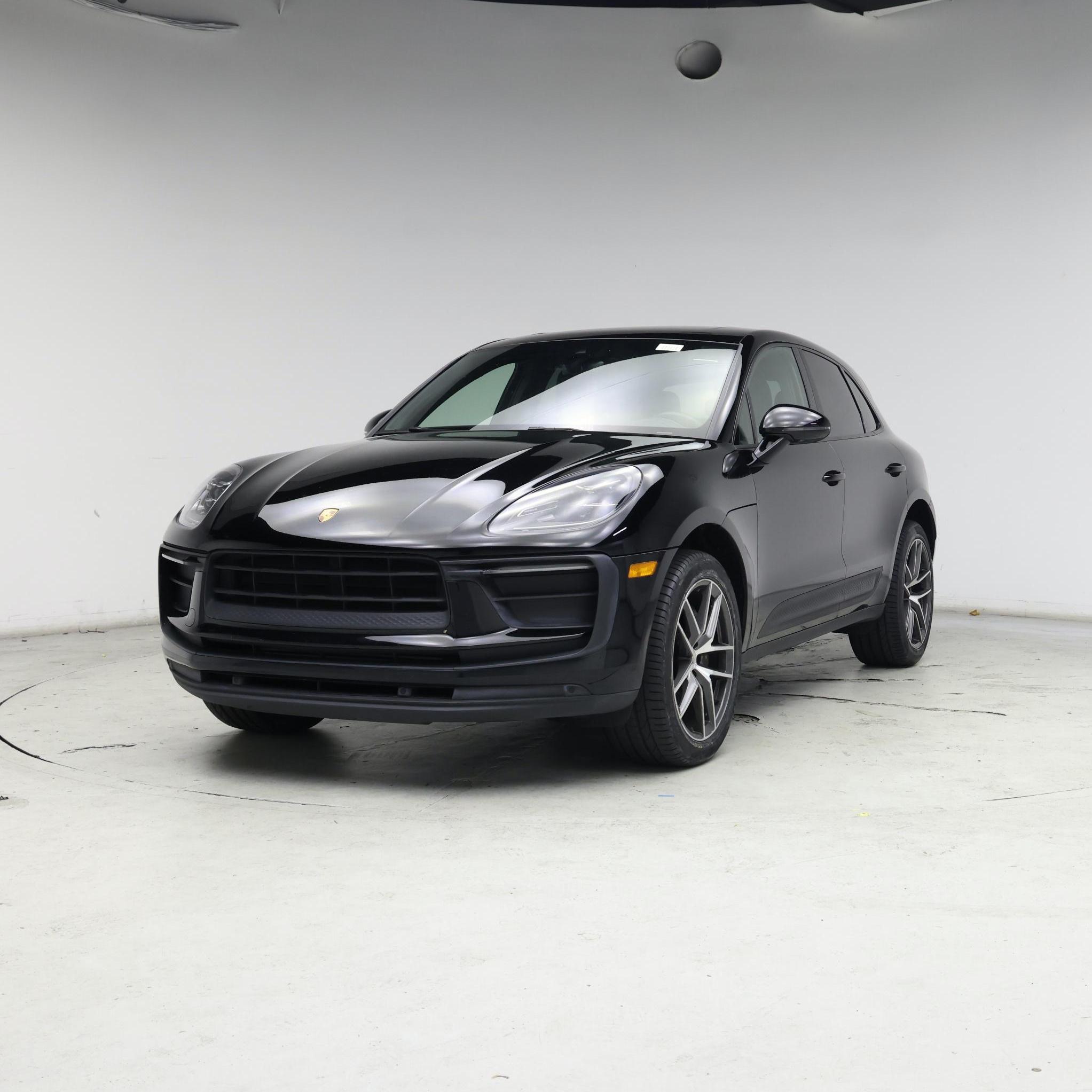 Thumbnail: 2022 Porsche Macan - 4