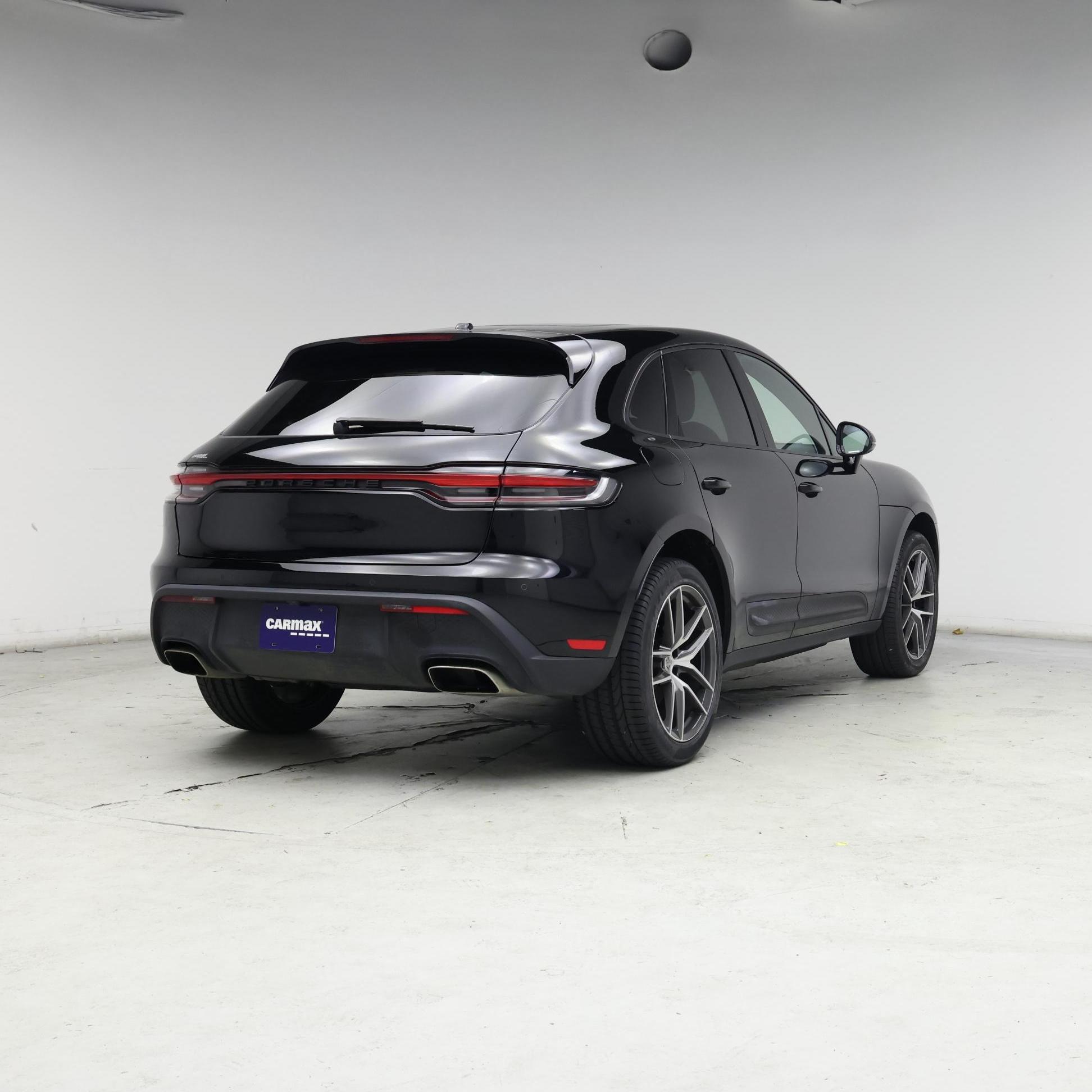 Thumbnail: 2022 Porsche Macan - 8