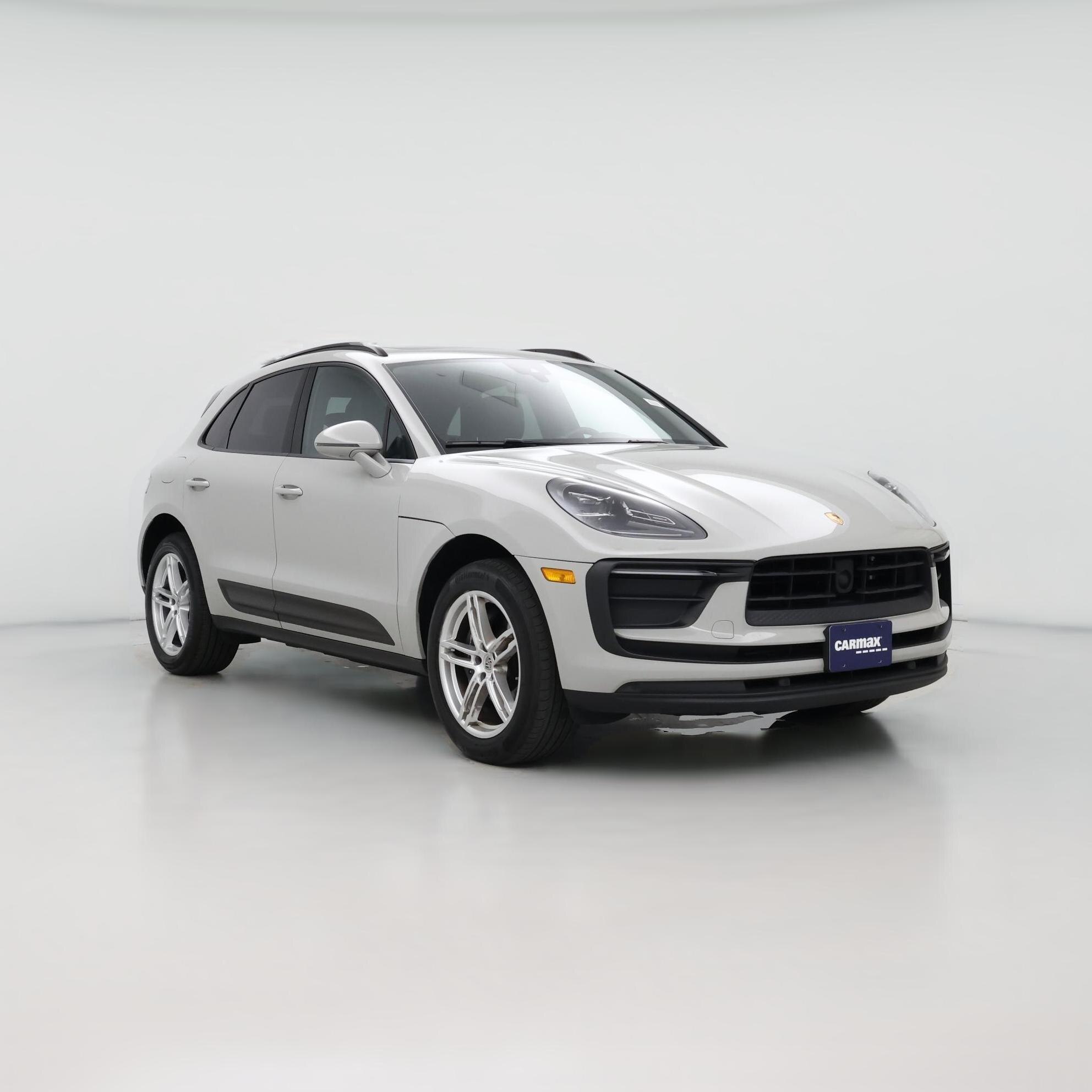 Thumbnail: 2022 Porsche Macan - 1