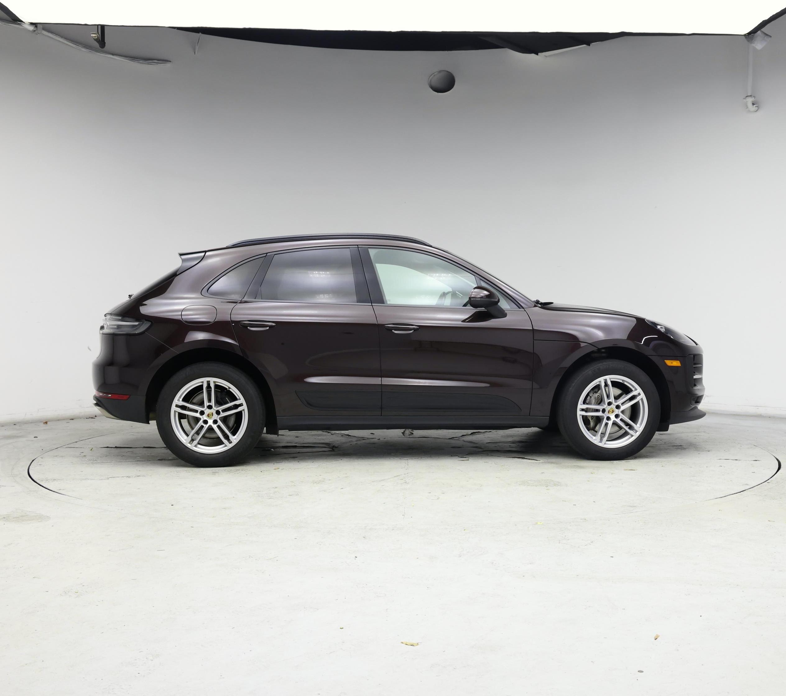 Thumbnail: 2021 Porsche Macan - 7