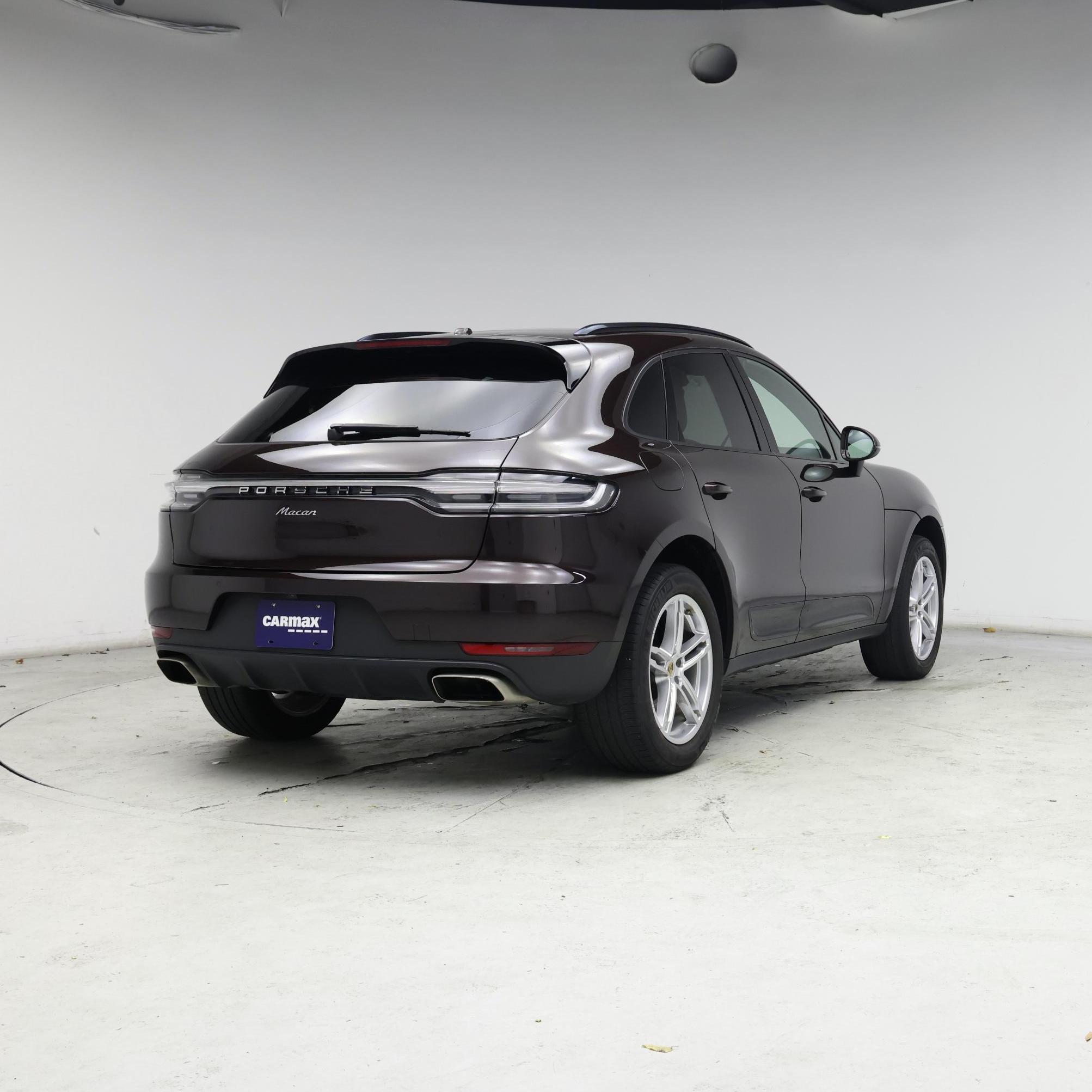 Thumbnail: 2021 Porsche Macan - 8