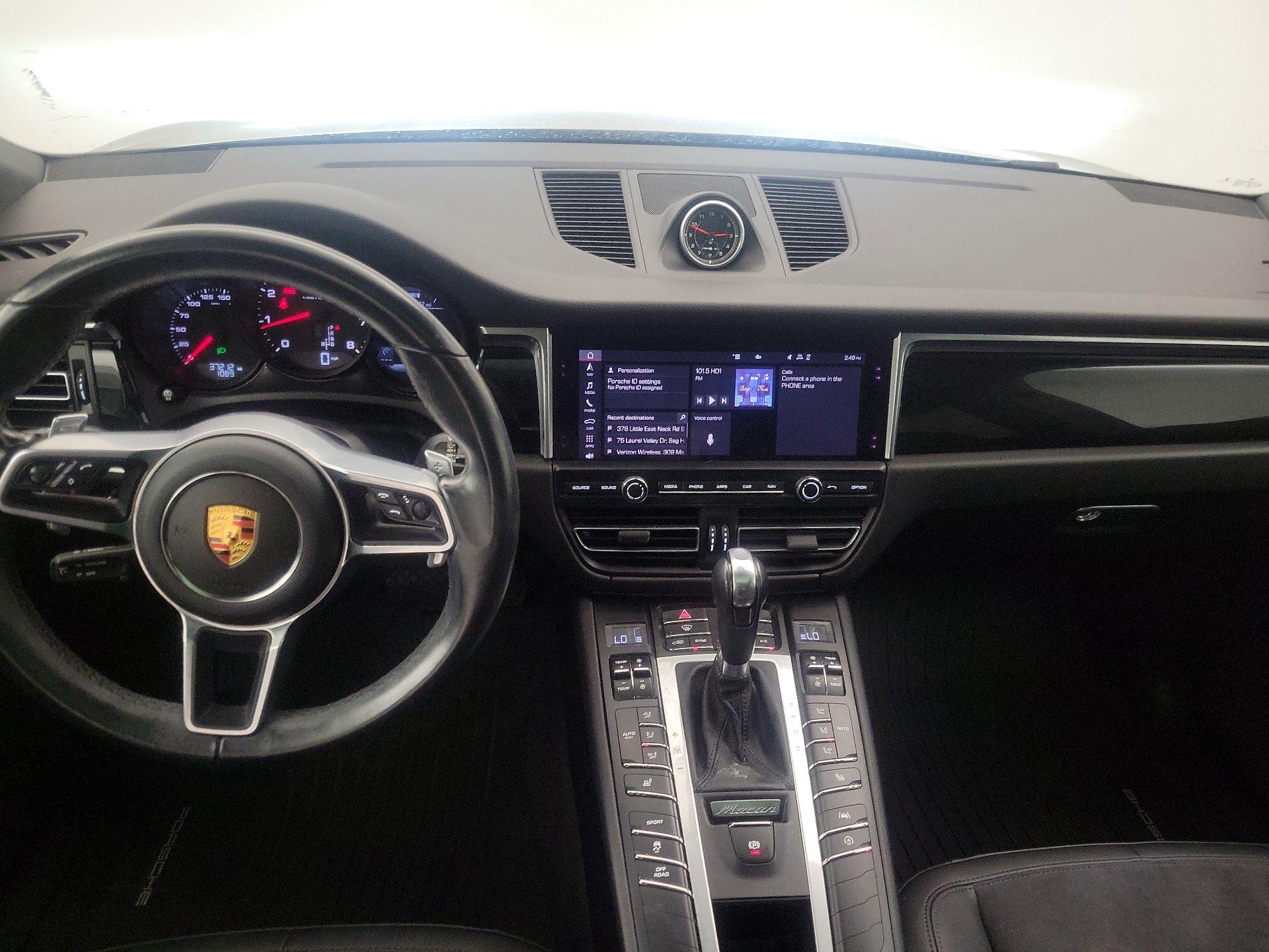 Thumbnail: 2021 Porsche Macan - 9