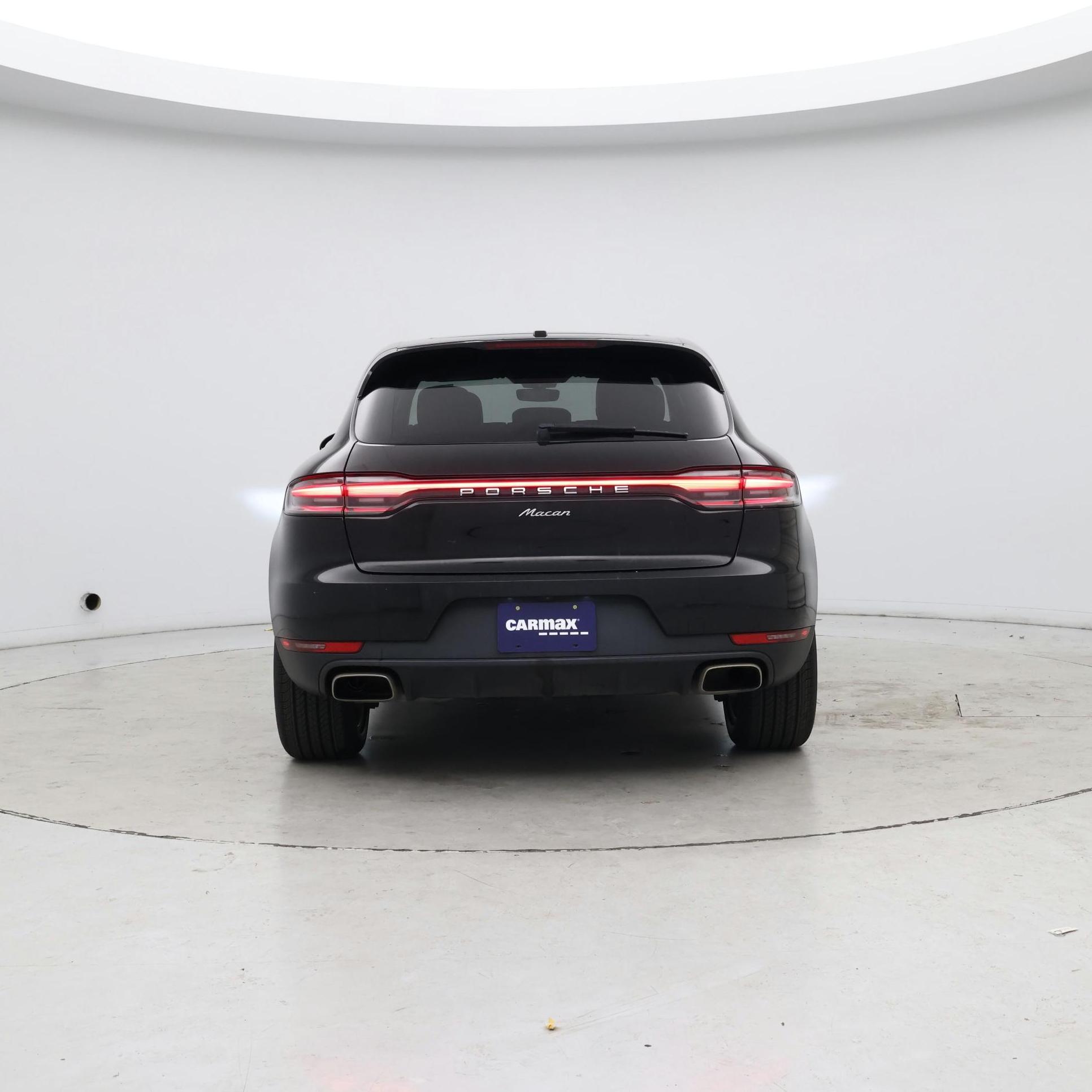 Thumbnail: 2021 Porsche Macan - 6