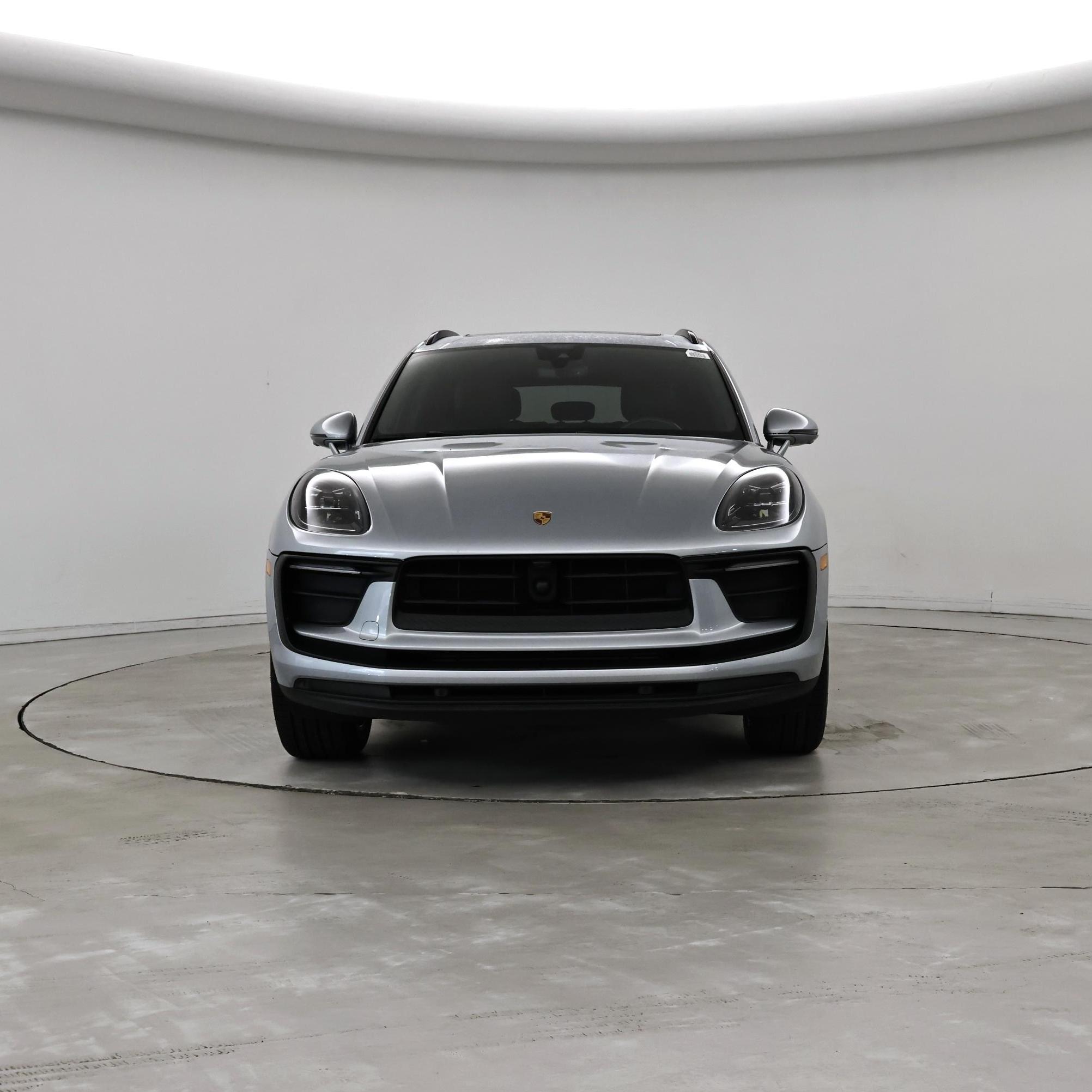 Thumbnail: 2023 Porsche Macan - 5
