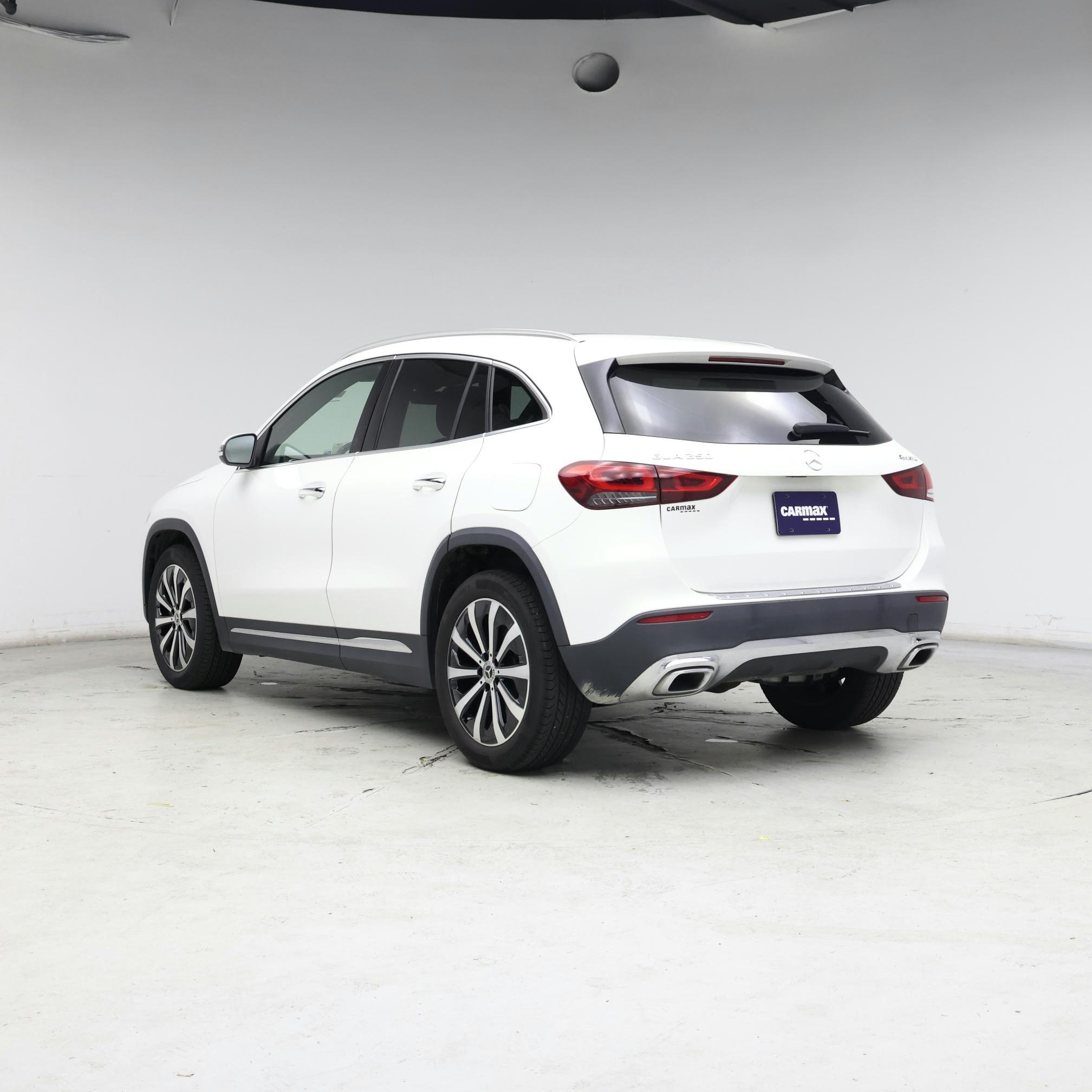 Thumbnail: 2023 Mercedes-Benz GLA - 2