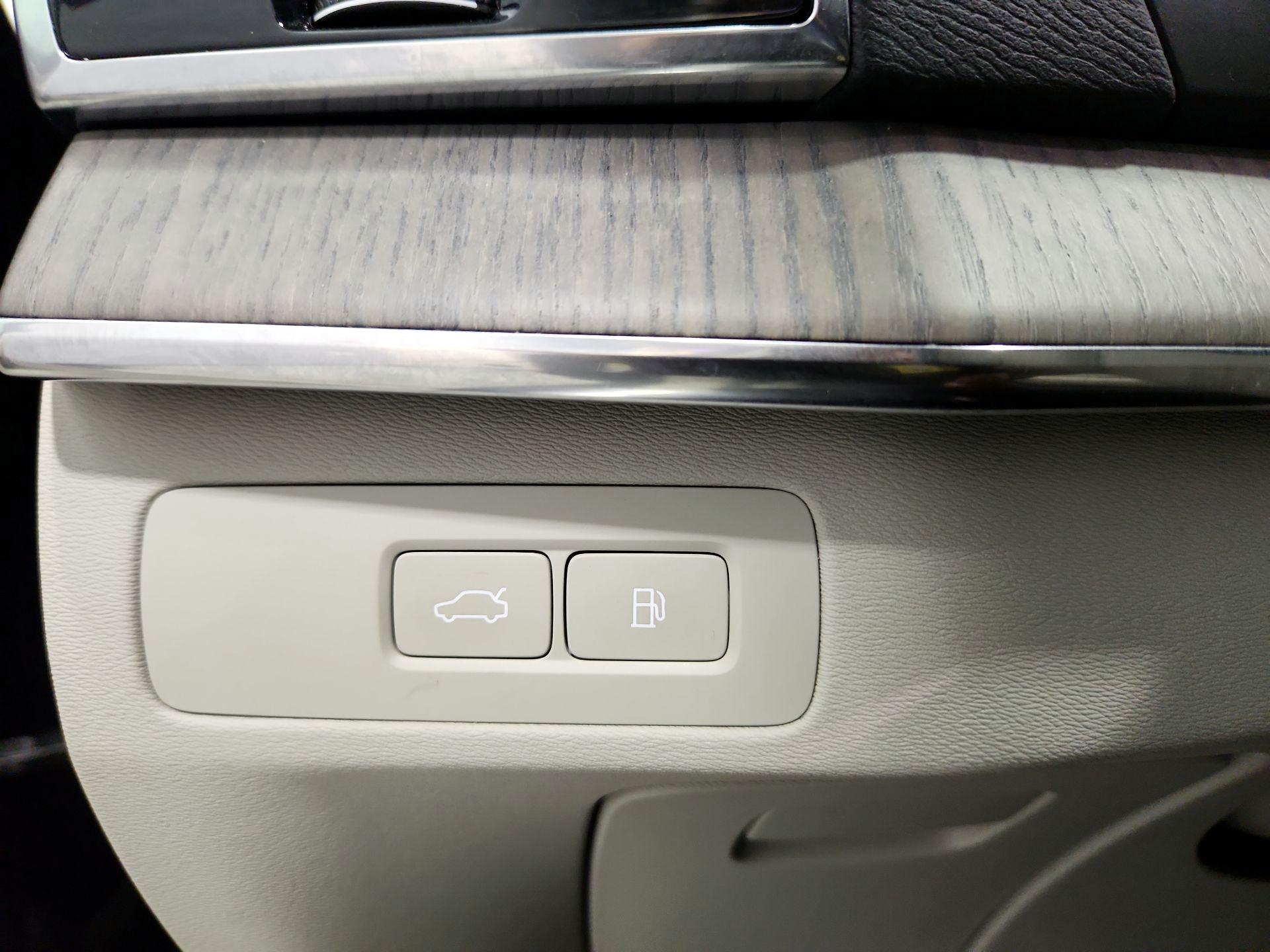 Thumbnail: 2024 Volvo XC90 - 13