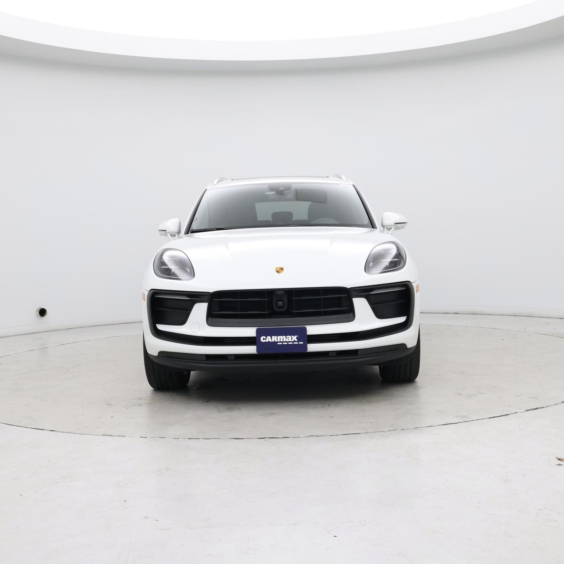 Thumbnail: 2022 Porsche Macan - 5