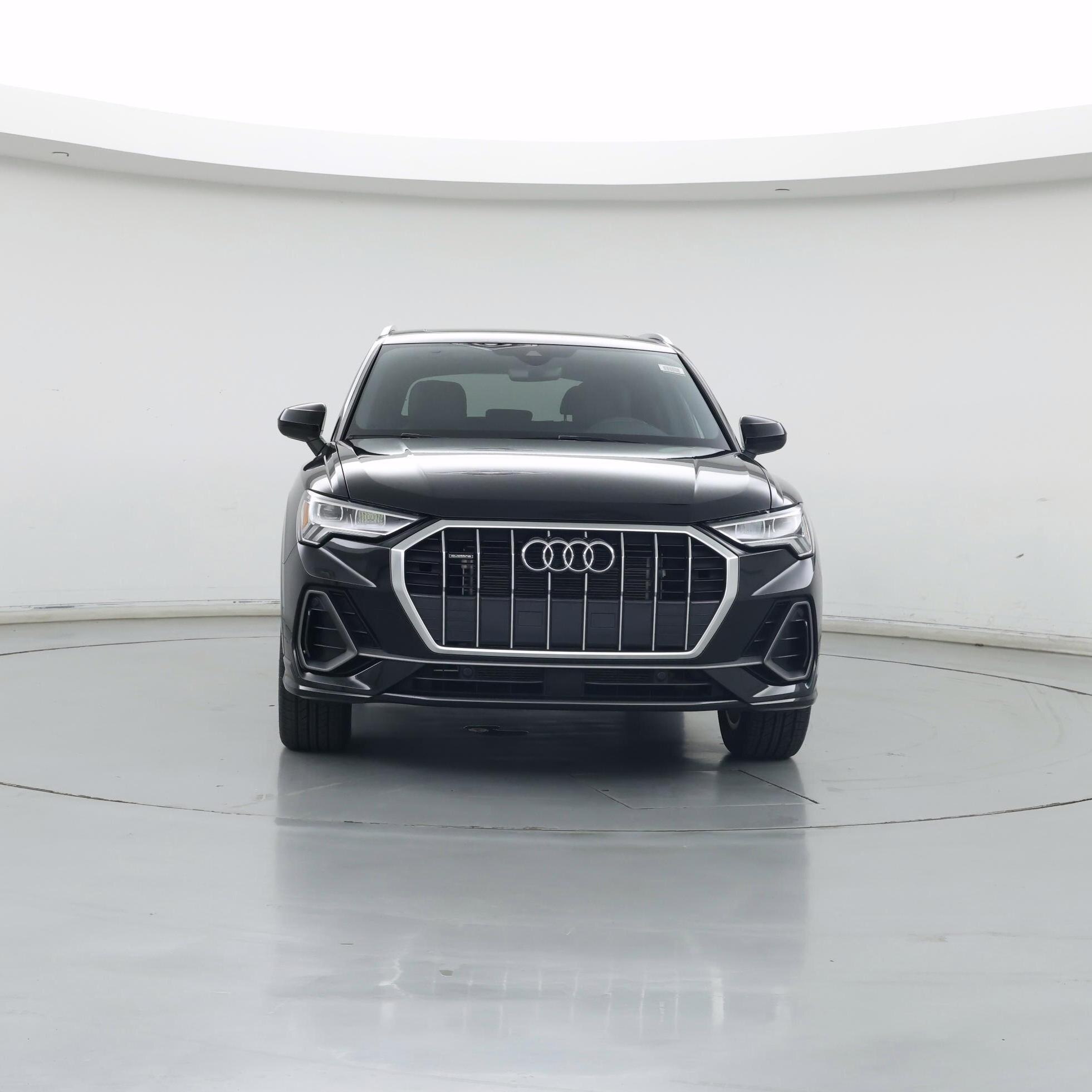Thumbnail: 2023 Audi Q3 - 5