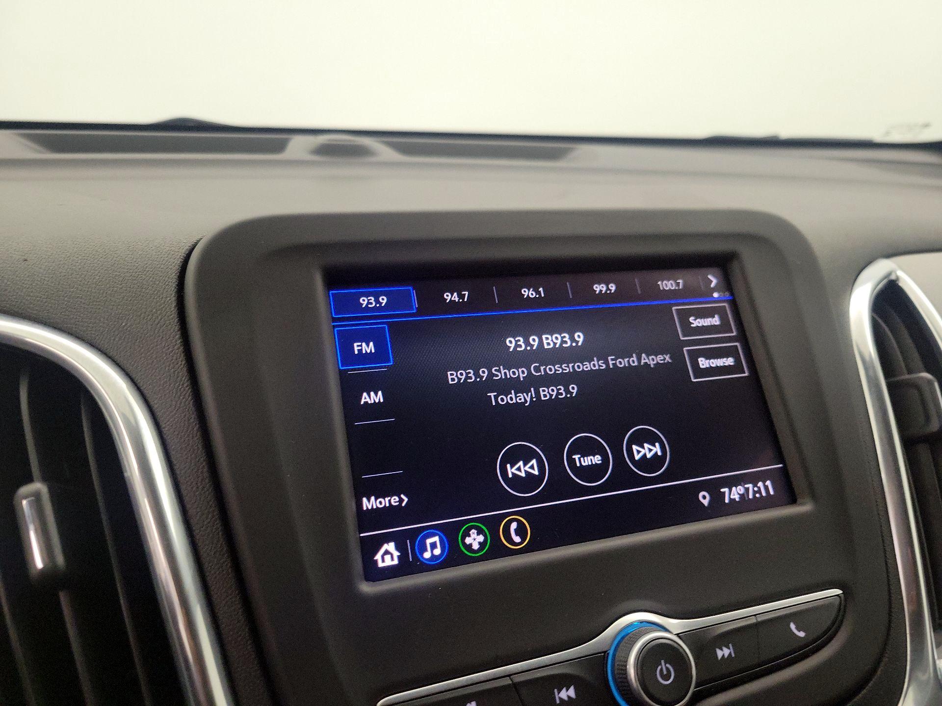 Thumbnail: 2020 Chevrolet Equinox - 15
