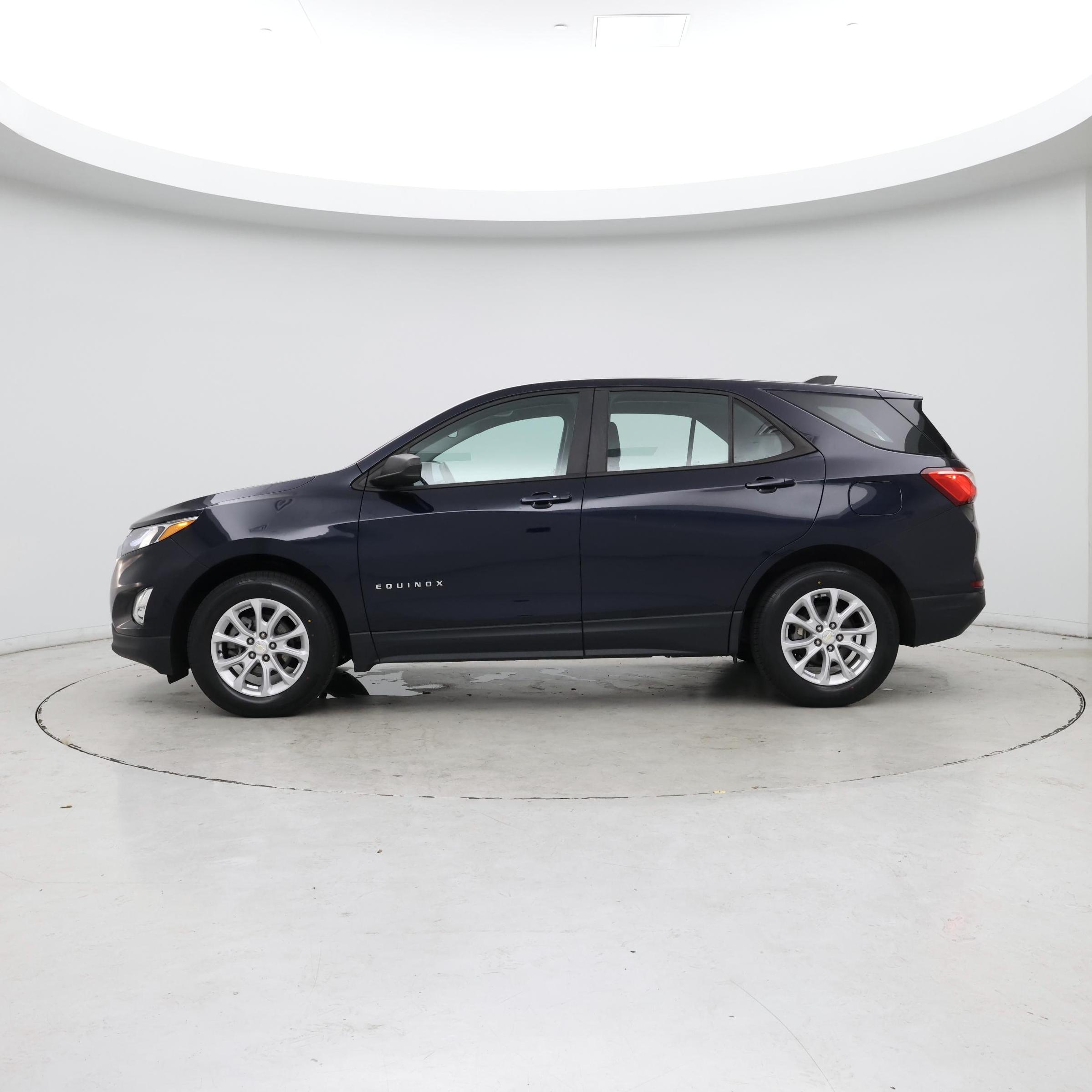 Thumbnail: 2020 Chevrolet Equinox - 3