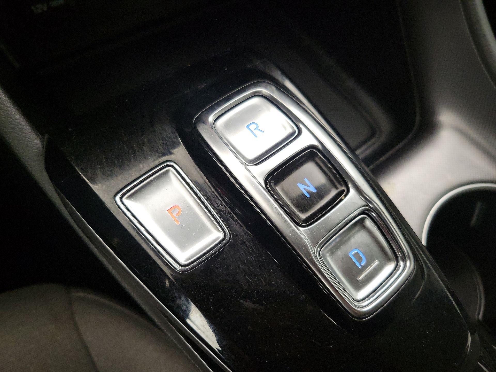 Thumbnail: 2020 Hyundai Sonata - 17