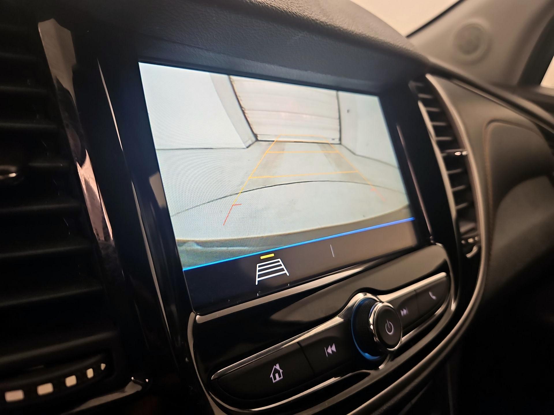 Thumbnail: 2019 Chevrolet Trax - 14