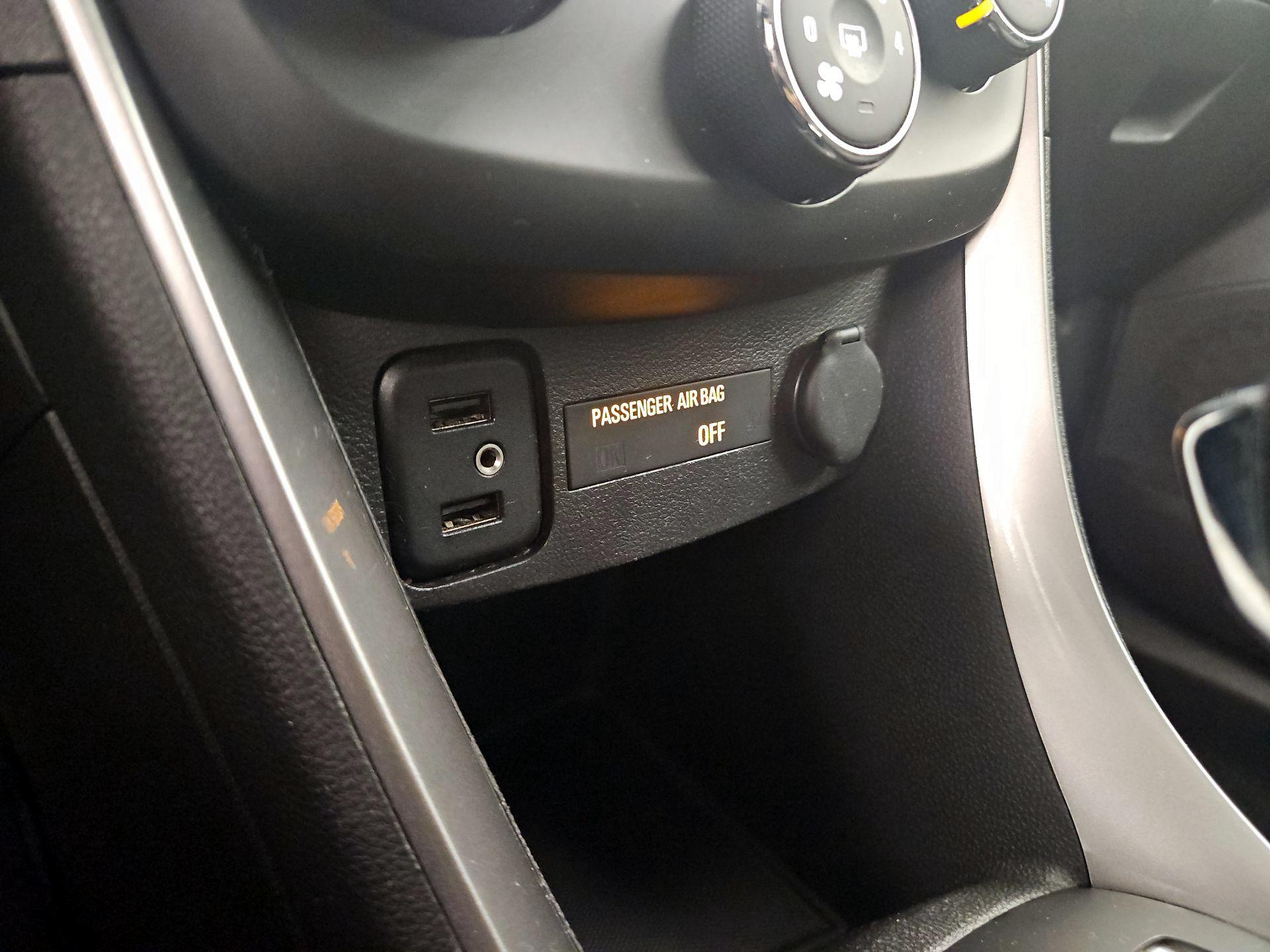 Thumbnail: 2019 Chevrolet Trax - 18