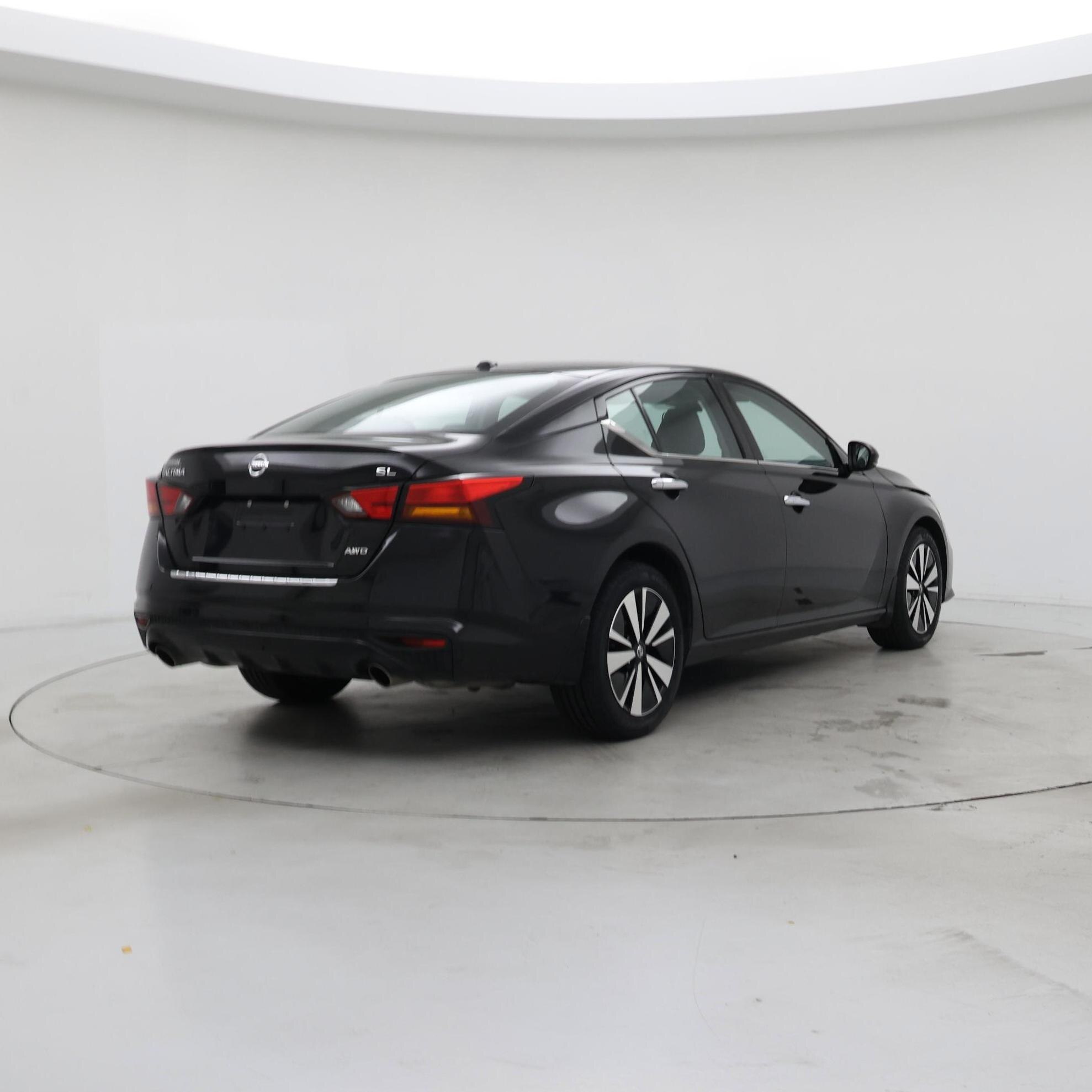 Thumbnail: 2021 Nissan Altima - 8