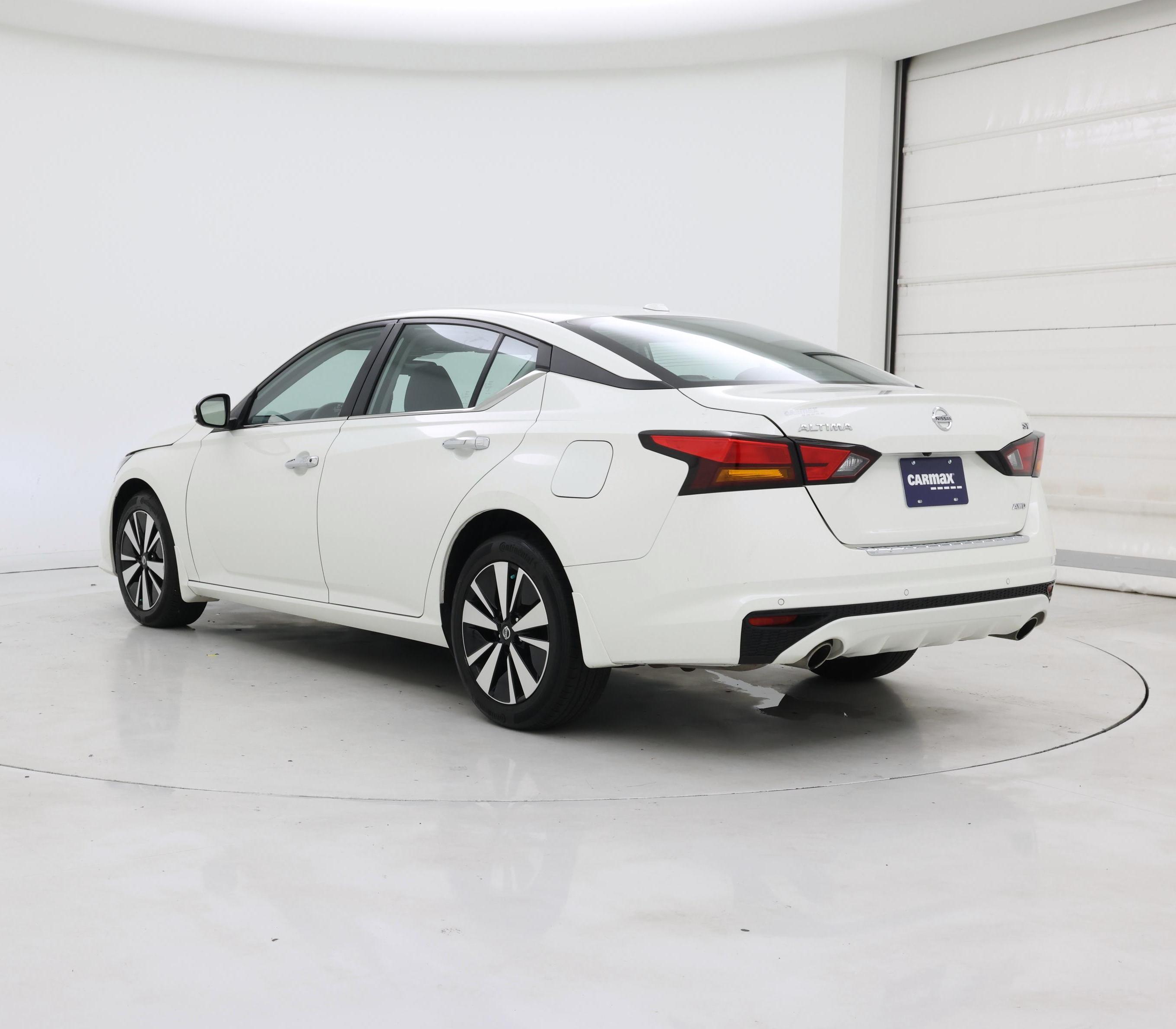 Thumbnail: 2021 Nissan Altima - 2