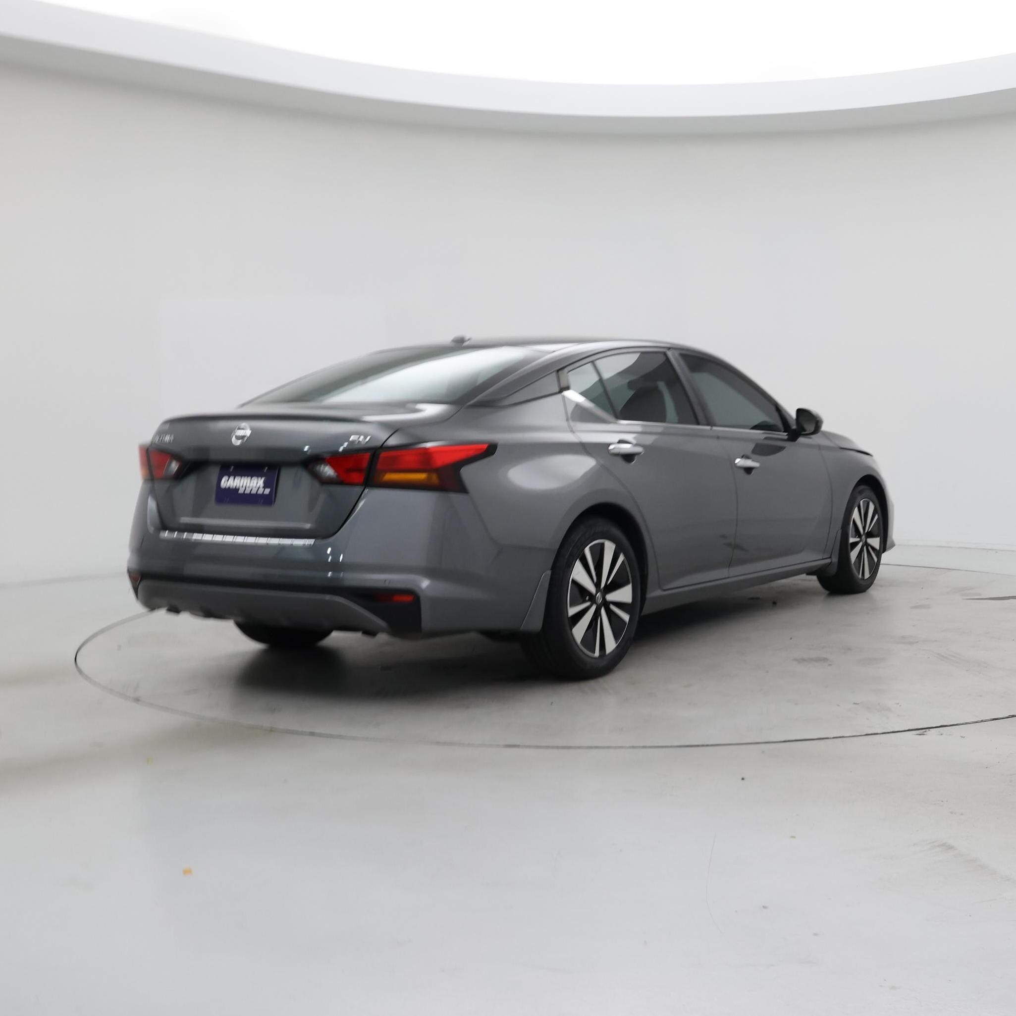 Thumbnail: 2022 Nissan Altima - 8