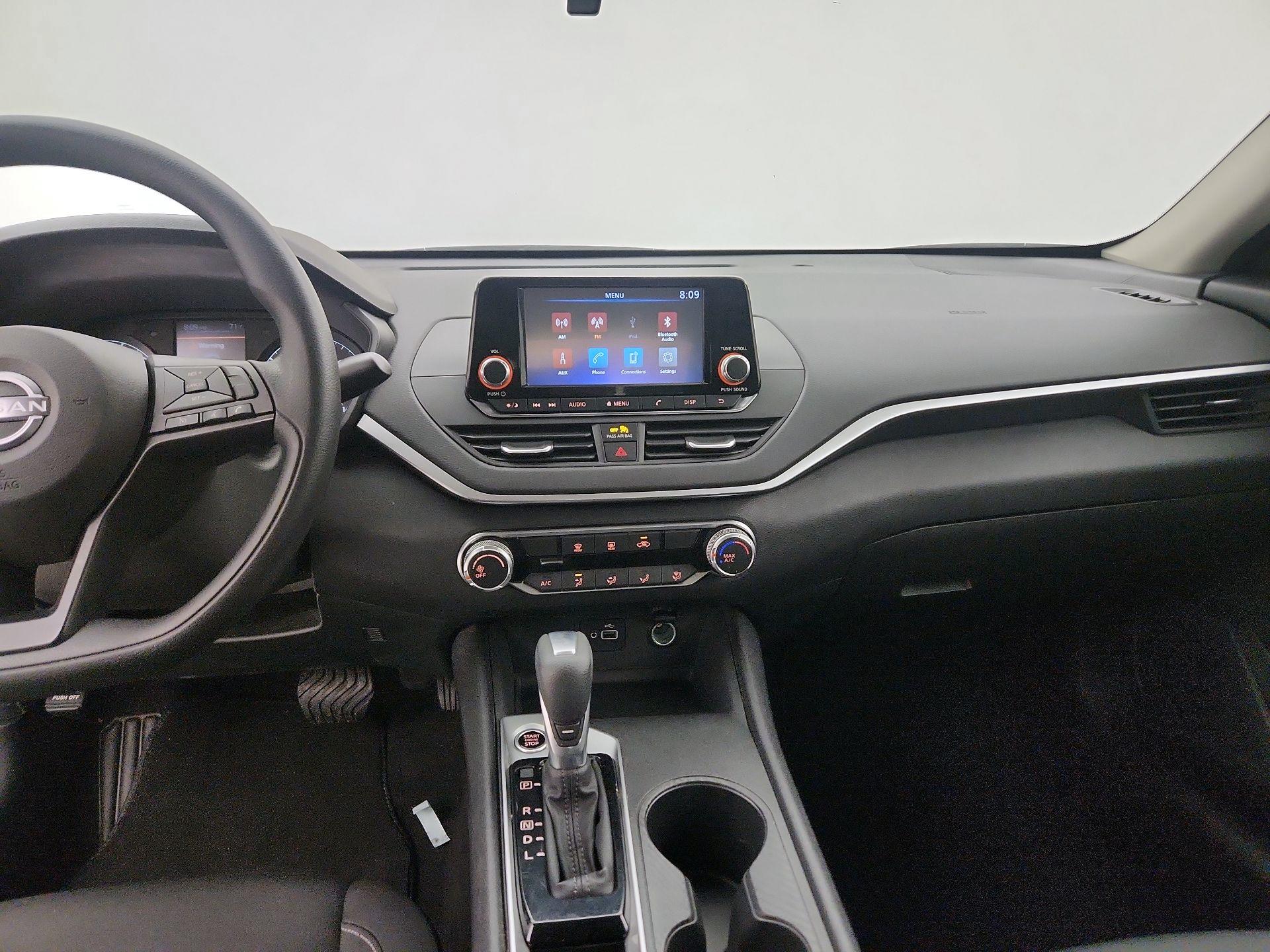 Thumbnail: 2023 Nissan Altima - 9