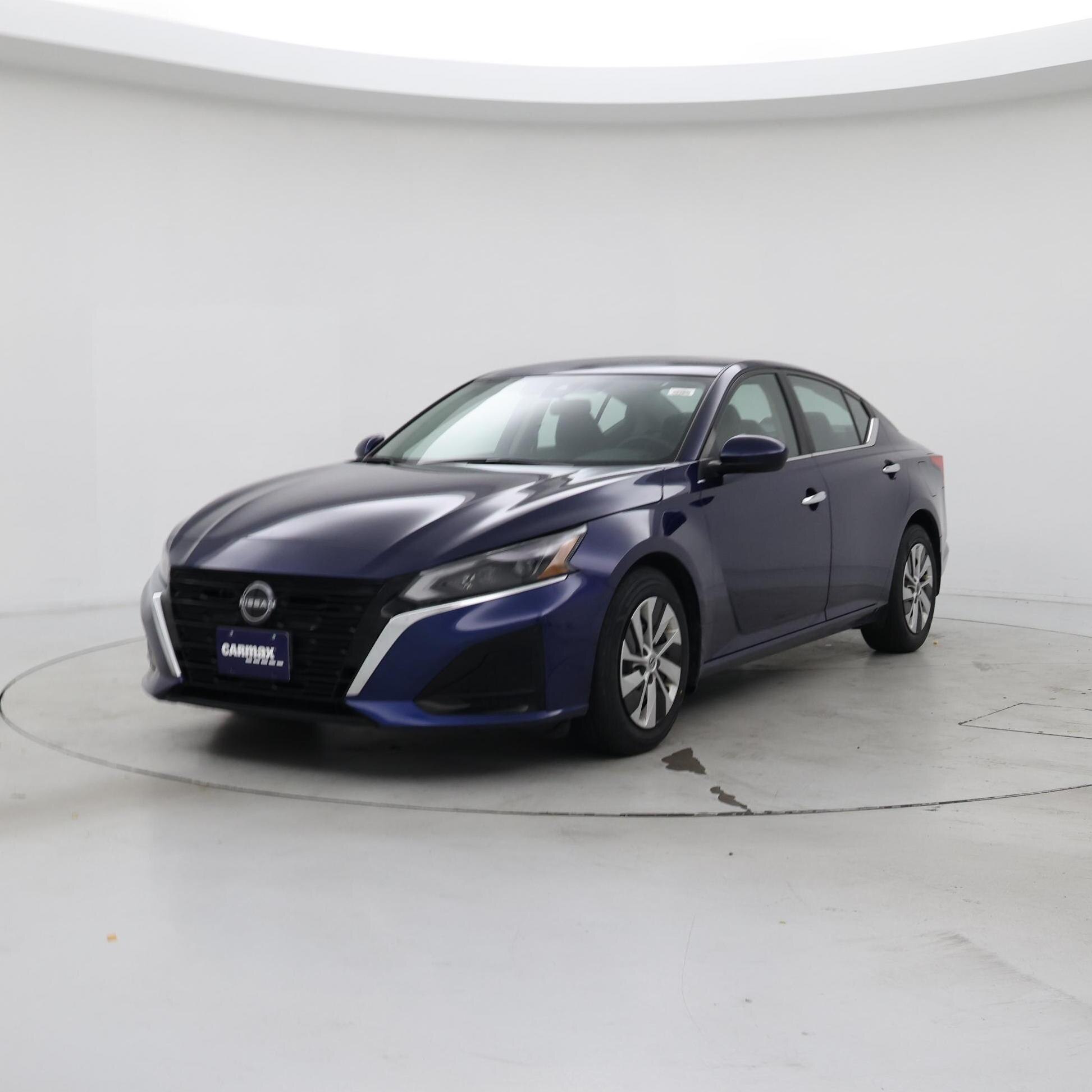 Thumbnail: 2023 Nissan Altima - 4