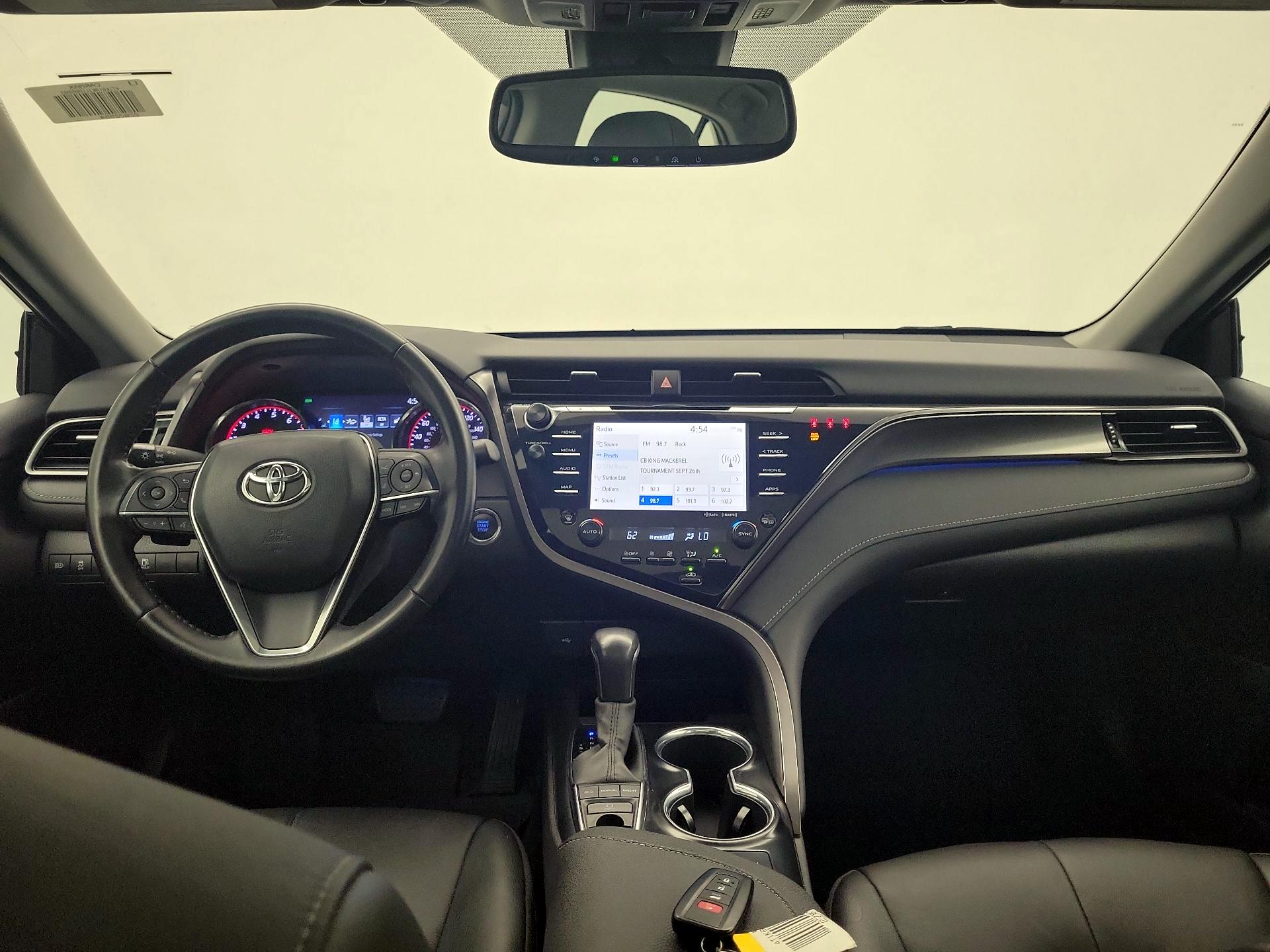 Thumbnail: 2020 Toyota Camry - 9