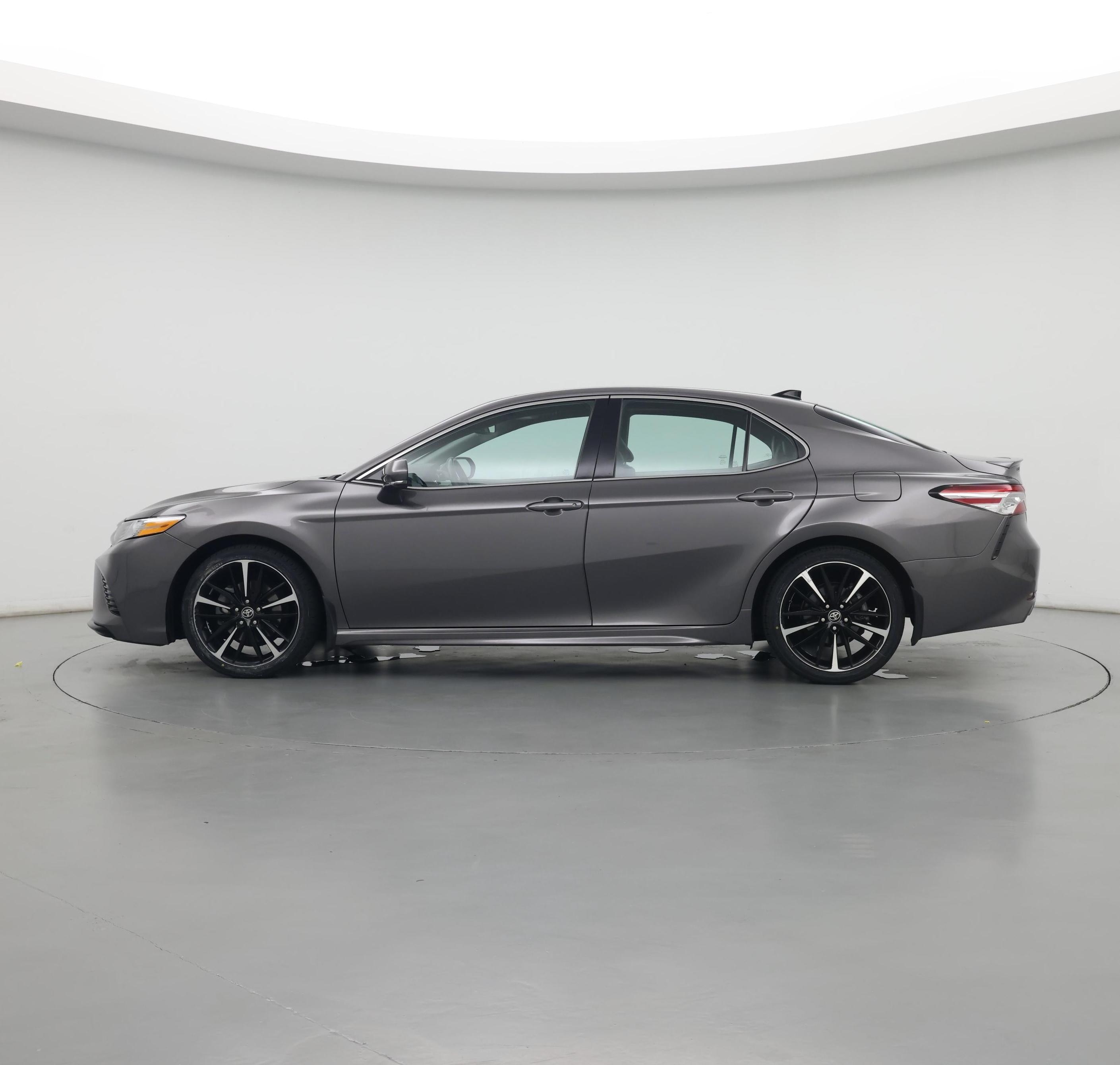 Thumbnail: 2020 Toyota Camry - 3