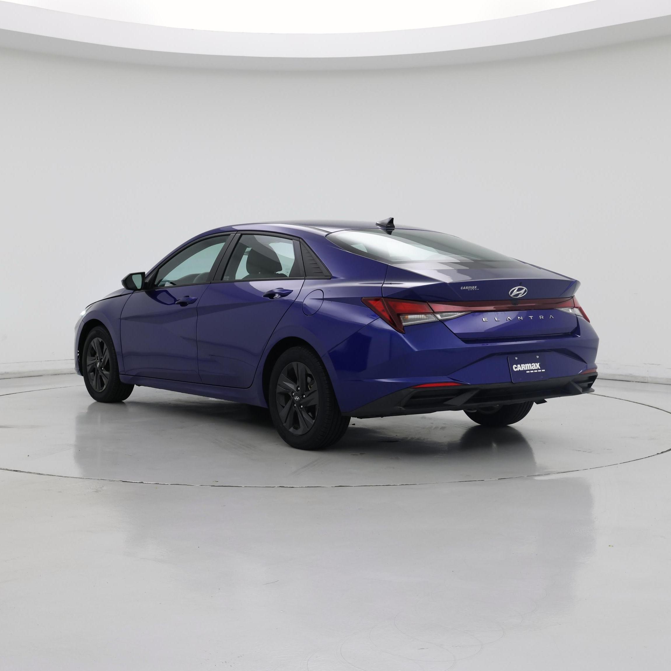 Thumbnail: 2023 Hyundai Elantra - 2