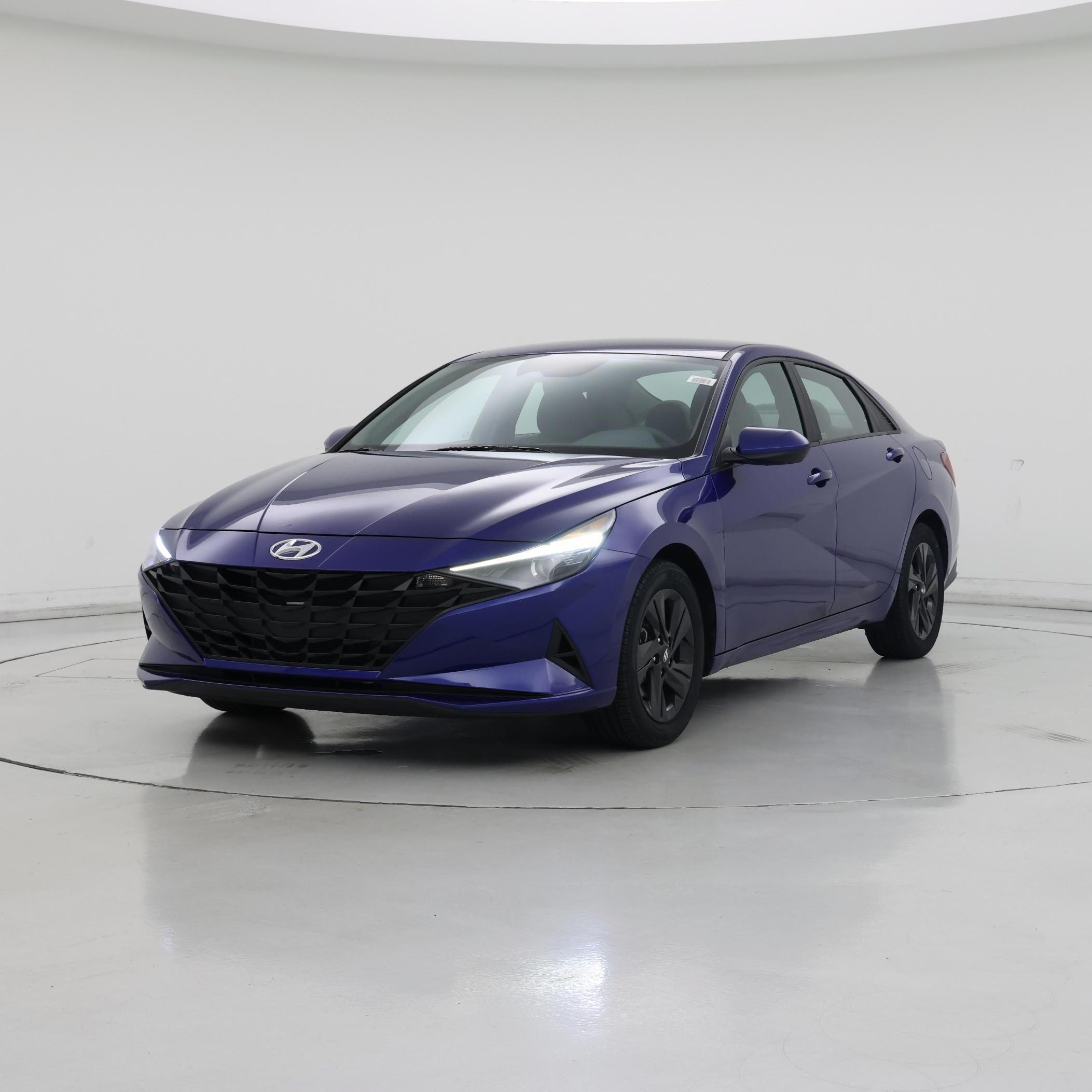 Thumbnail: 2023 Hyundai Elantra - 4