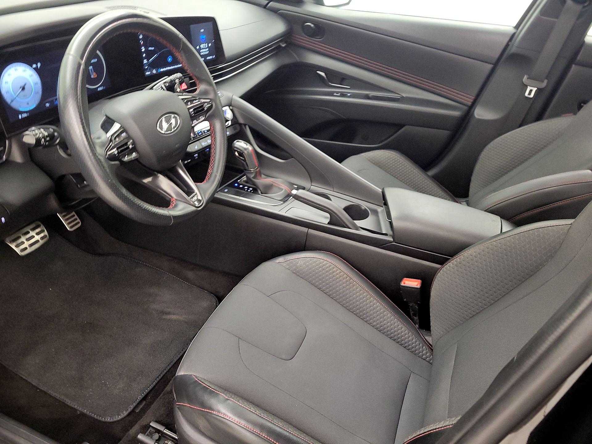 Thumbnail: 2023 Hyundai Elantra - 11