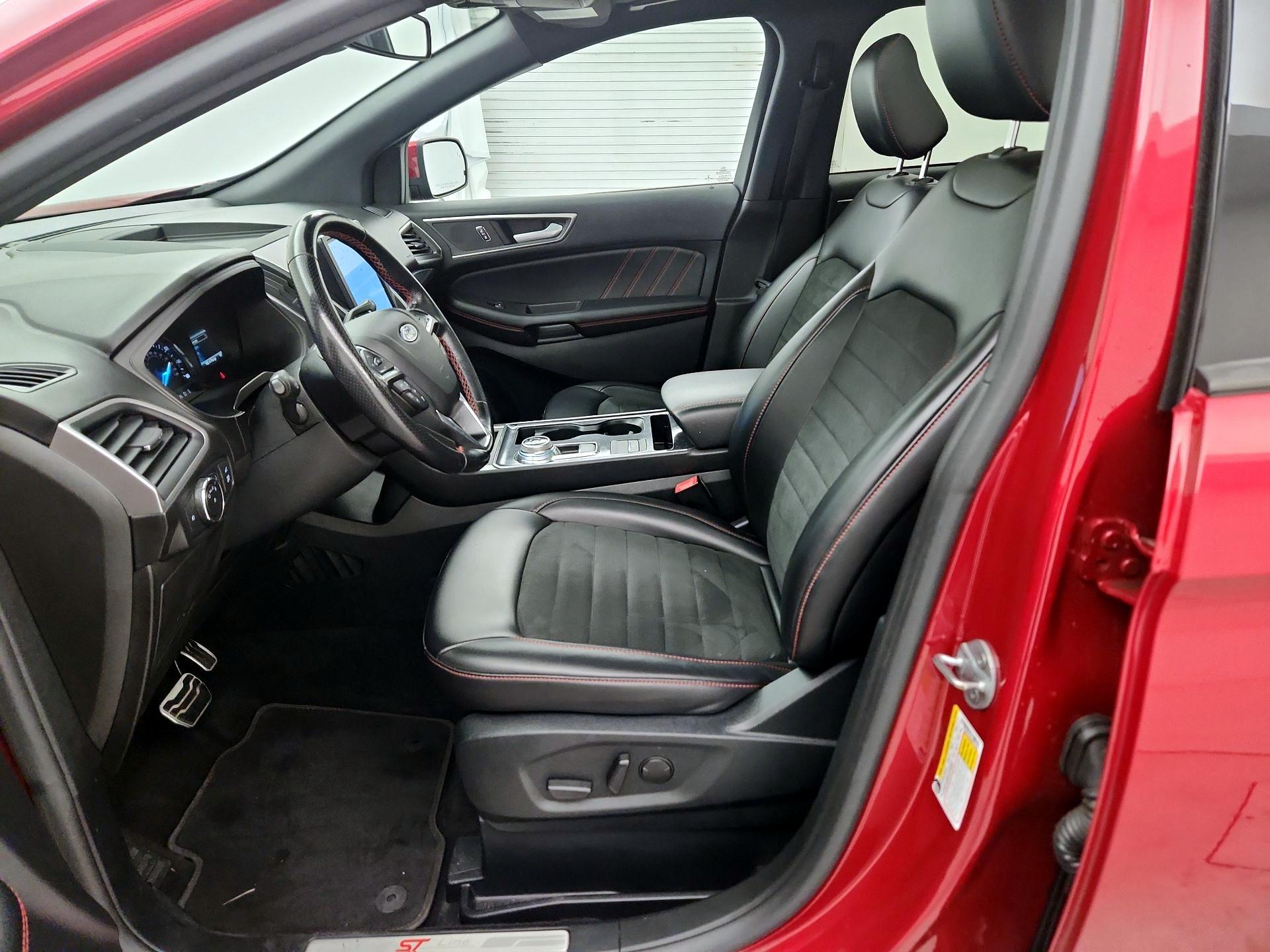 Thumbnail: 2022 Ford Edge - 11