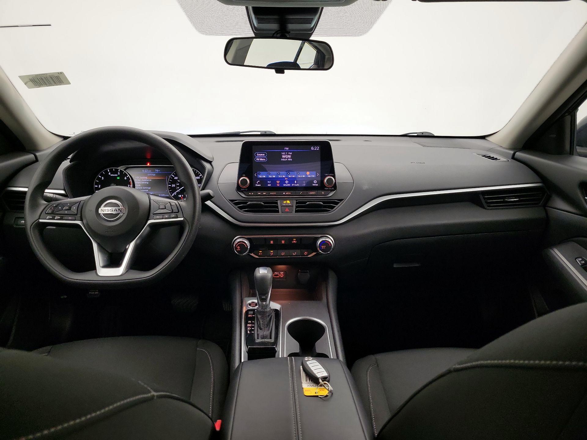 Thumbnail: 2022 Nissan Altima - 9