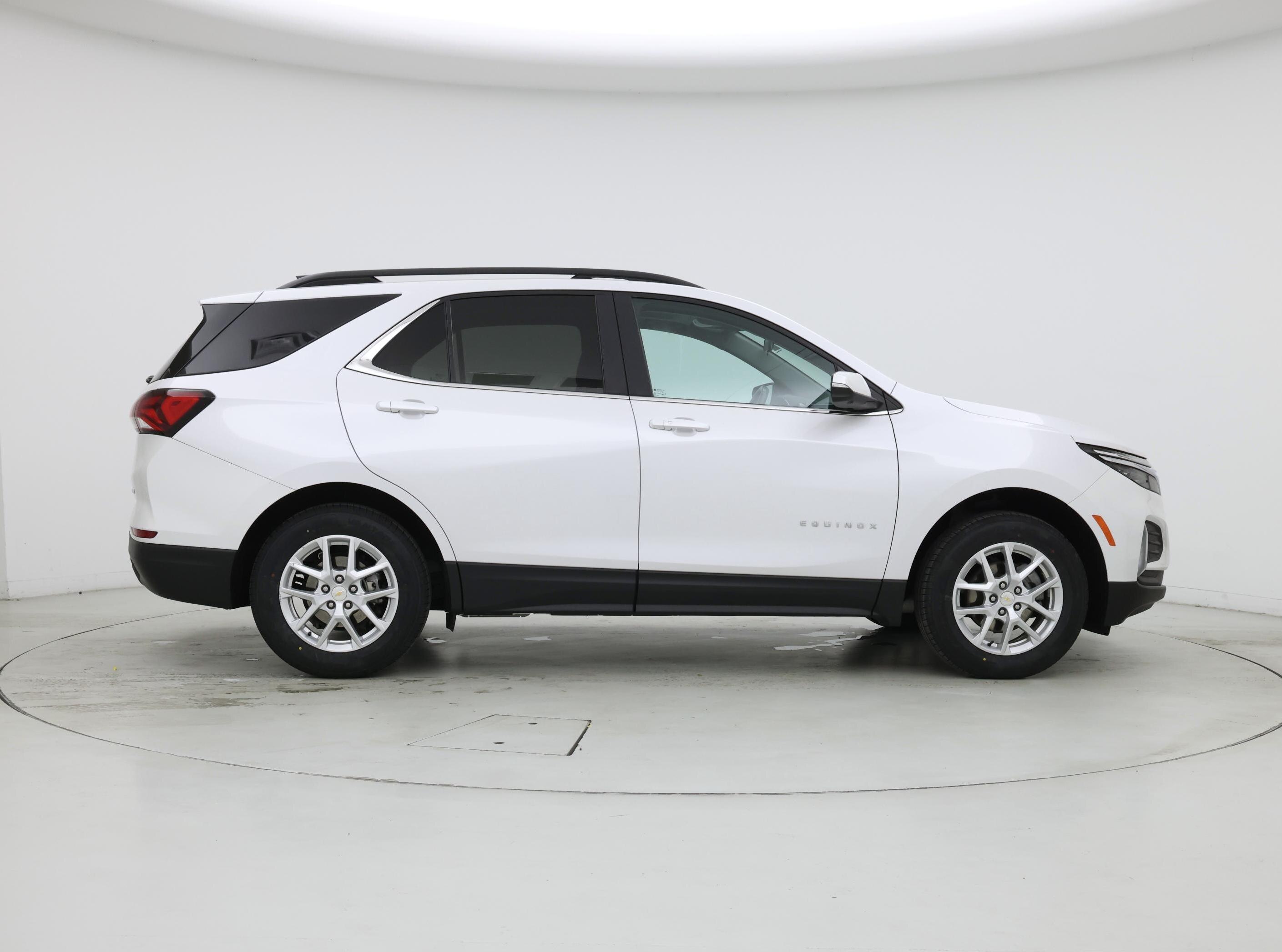 Thumbnail: 2022 Chevrolet Equinox - 7