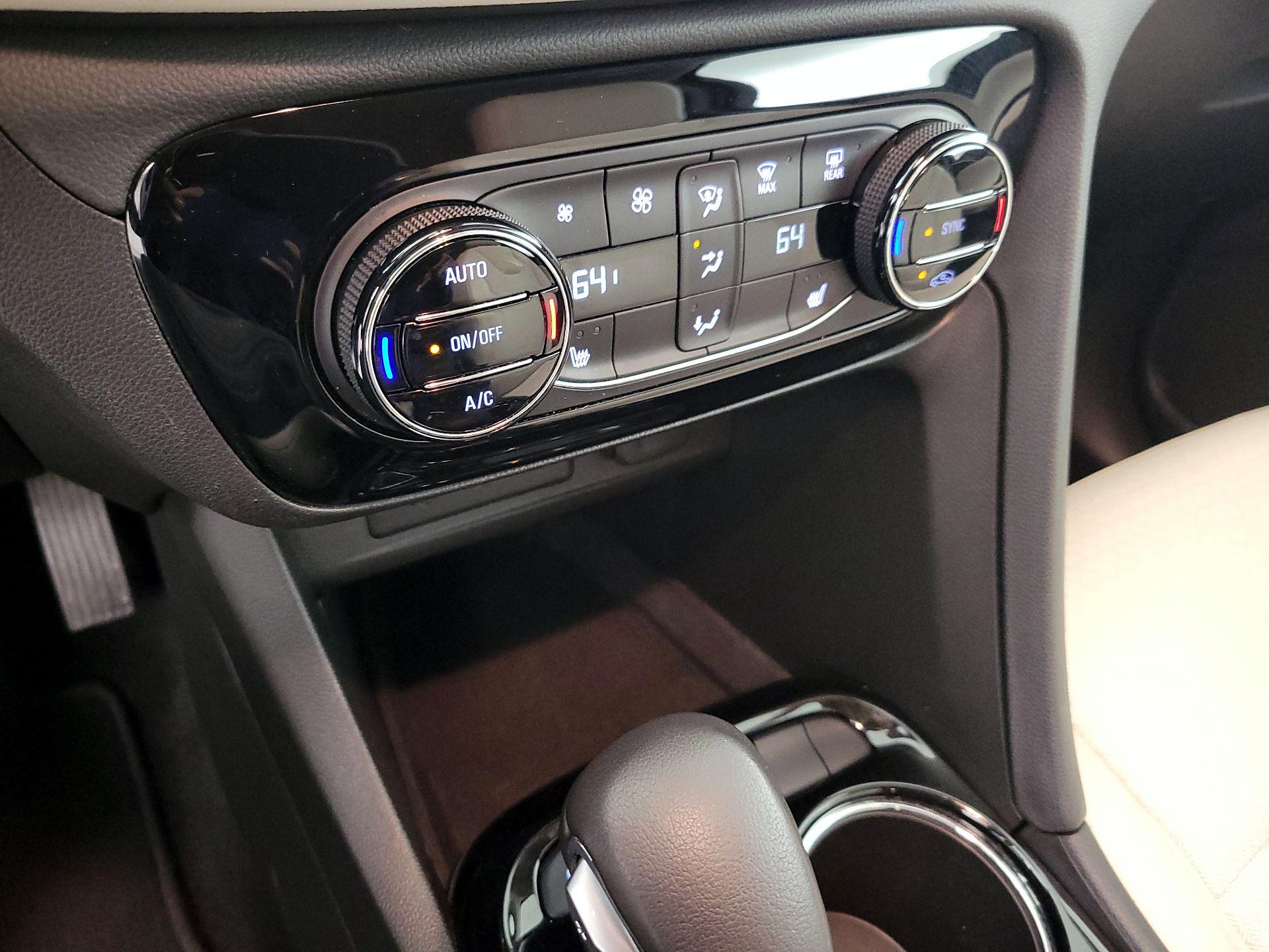 Thumbnail: 2022 Buick Encore GX - 14