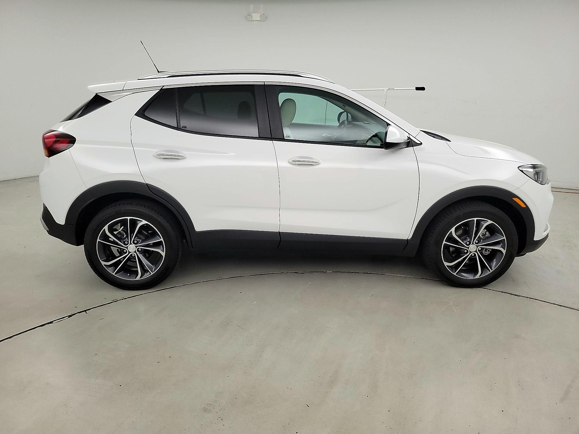 Thumbnail: 2022 Buick Encore GX - 4