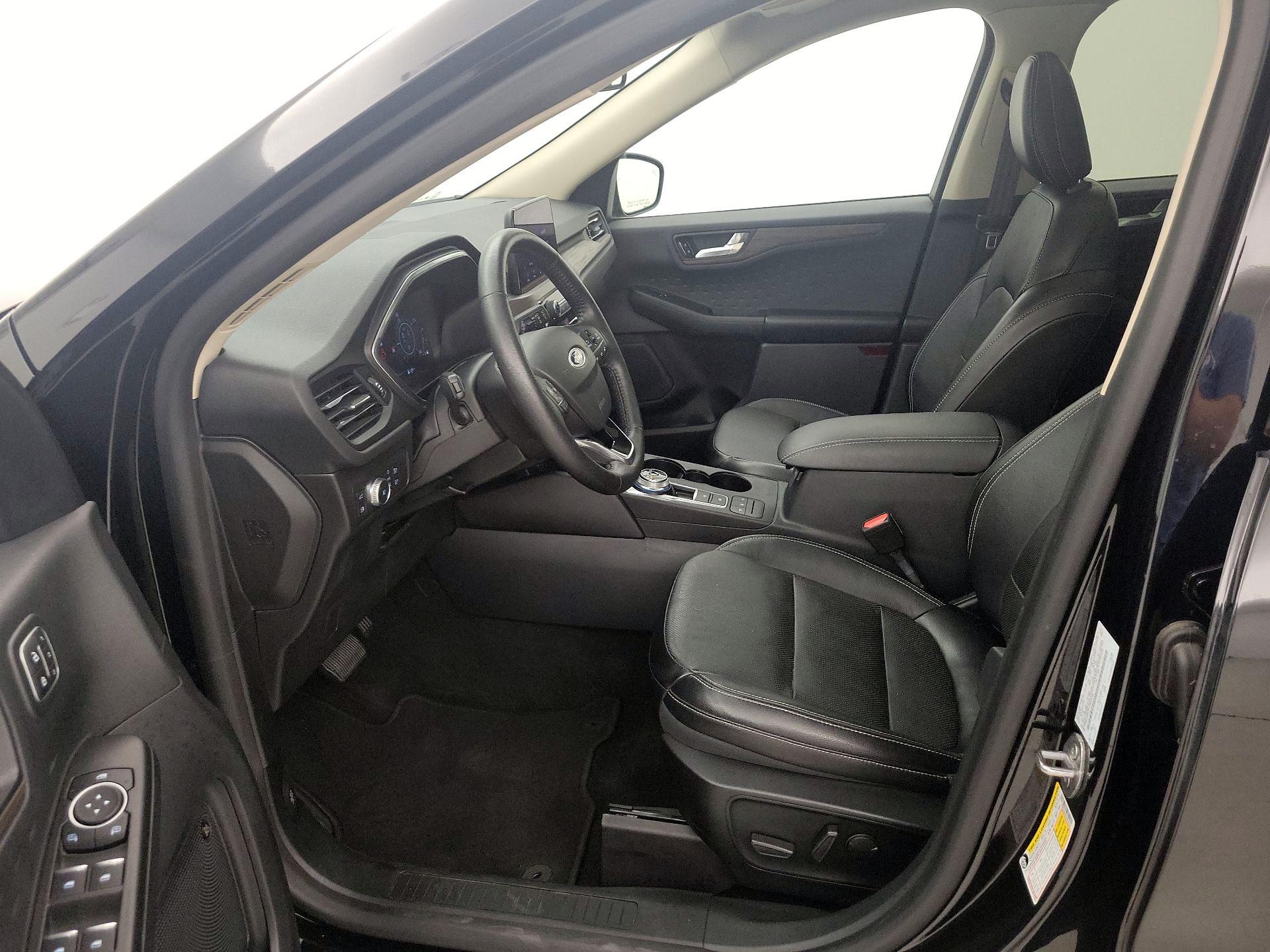 Thumbnail: 2020 Ford Escape - 11