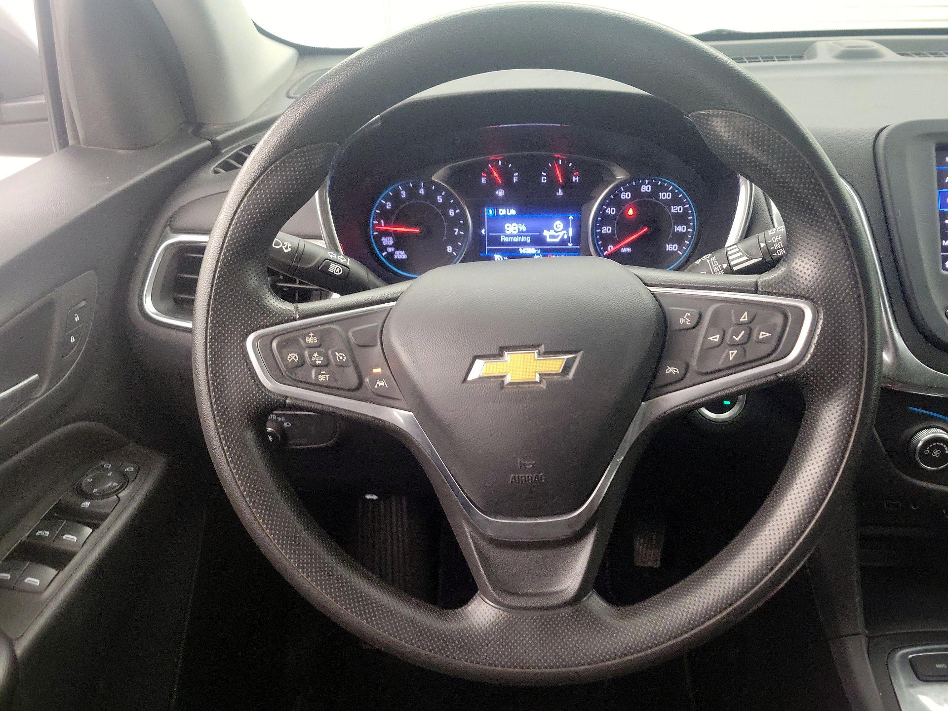 Thumbnail: 2023 Chevrolet Equinox - 10