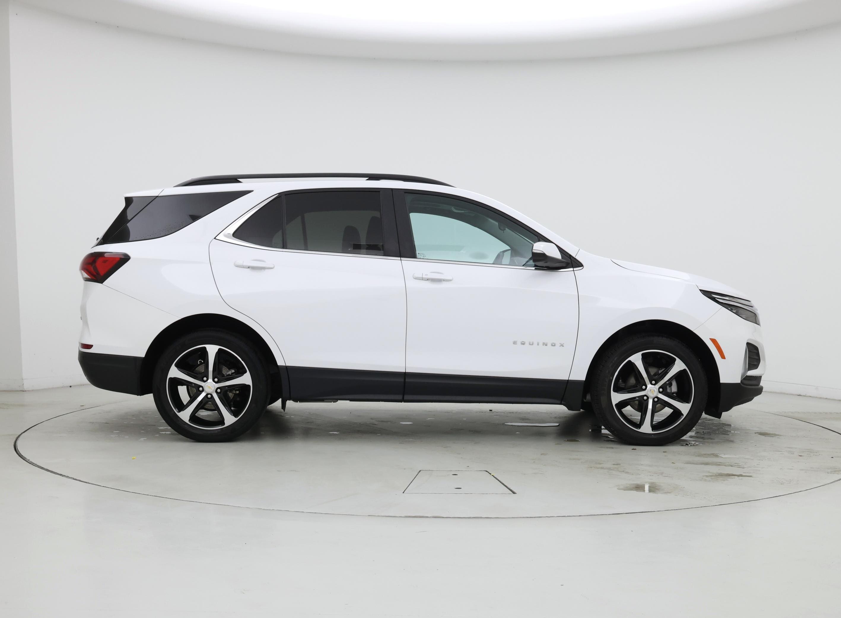 Thumbnail: 2022 Chevrolet Equinox - 7