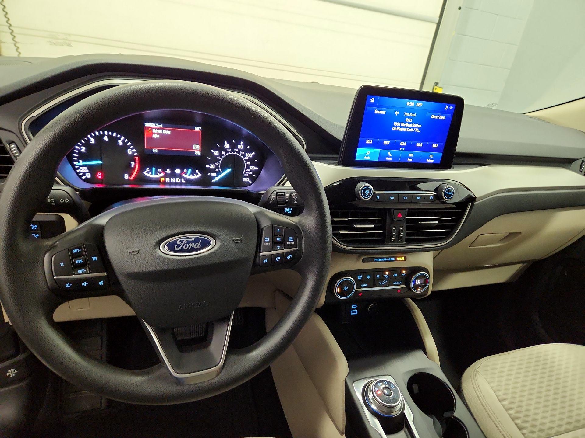 Thumbnail: 2020 Ford Escape - 9