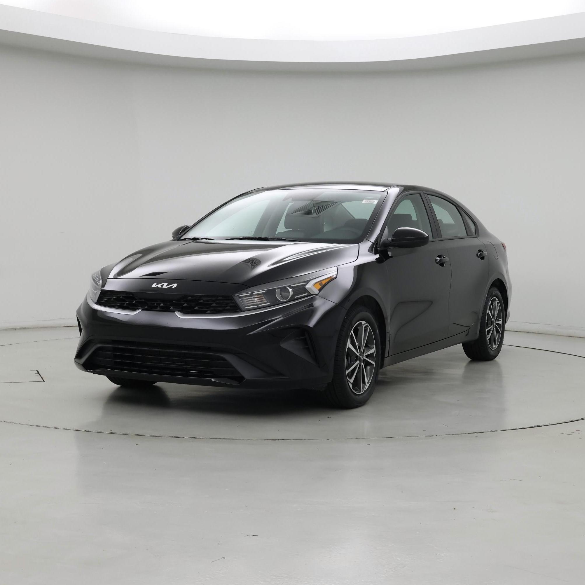 Thumbnail: 2022 Kia Forte - 4