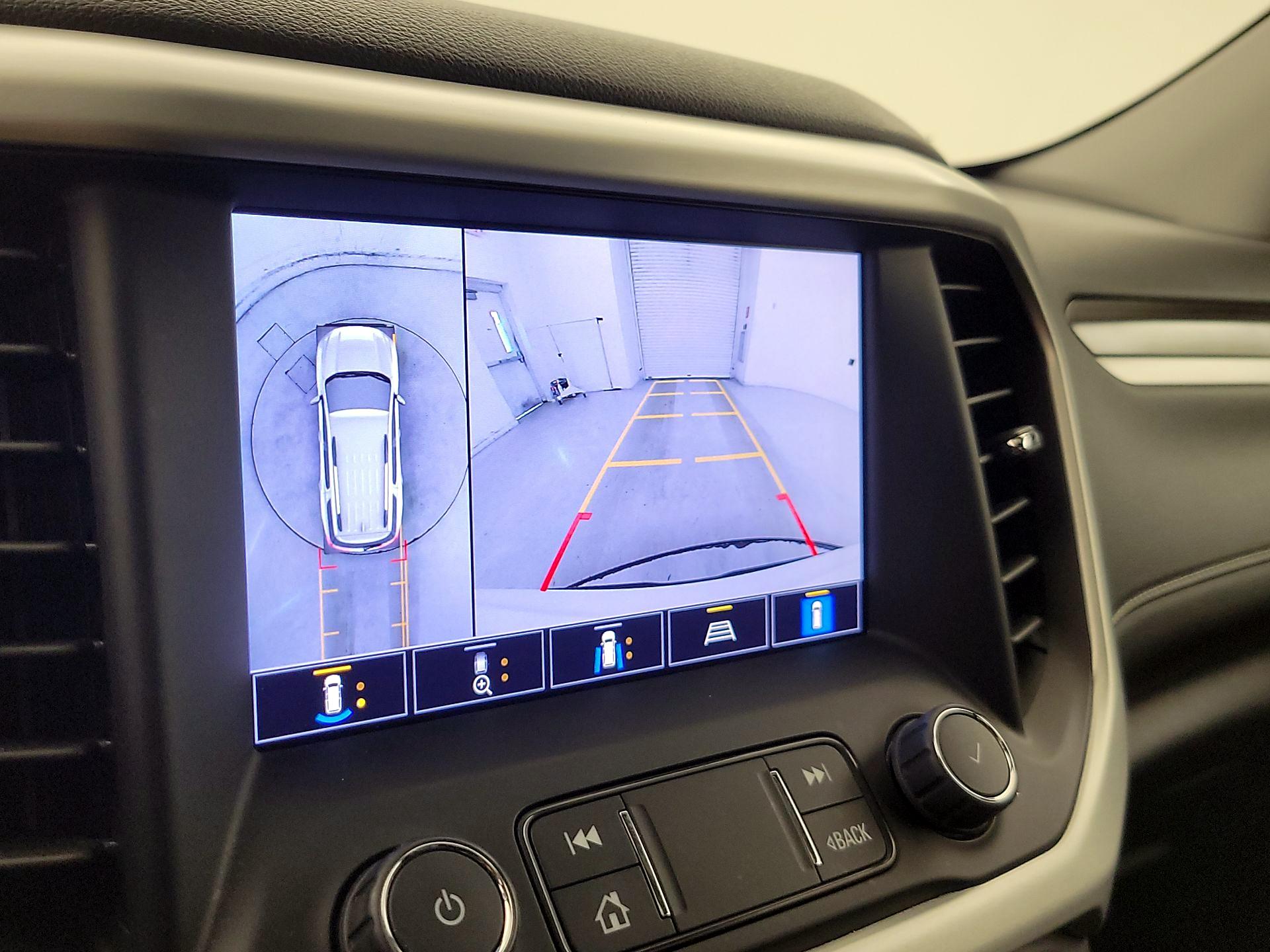 Thumbnail: 2022 GMC Acadia - 15