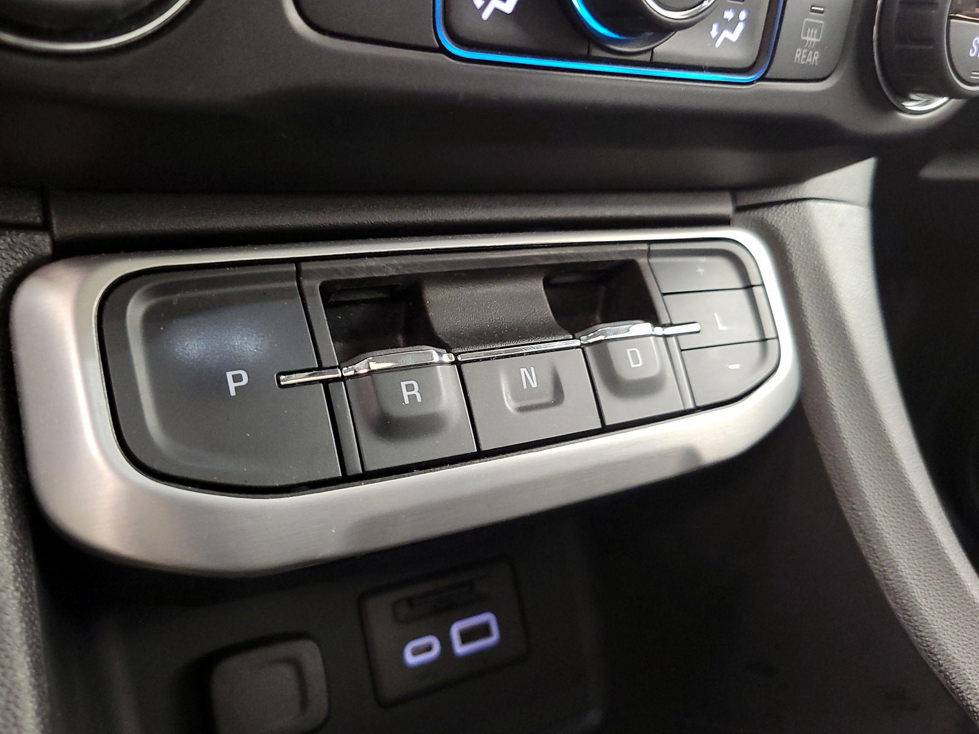 Thumbnail: 2022 GMC Acadia - 18