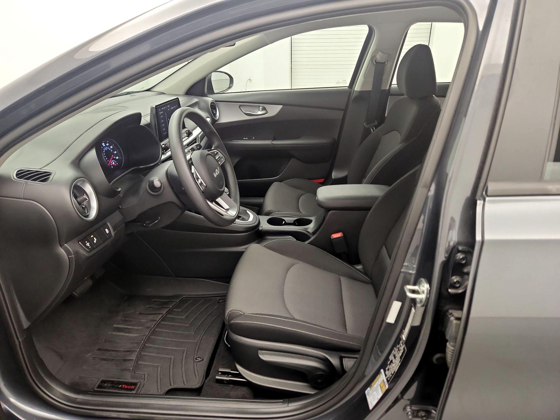 Thumbnail: 2023 Kia Forte - 11