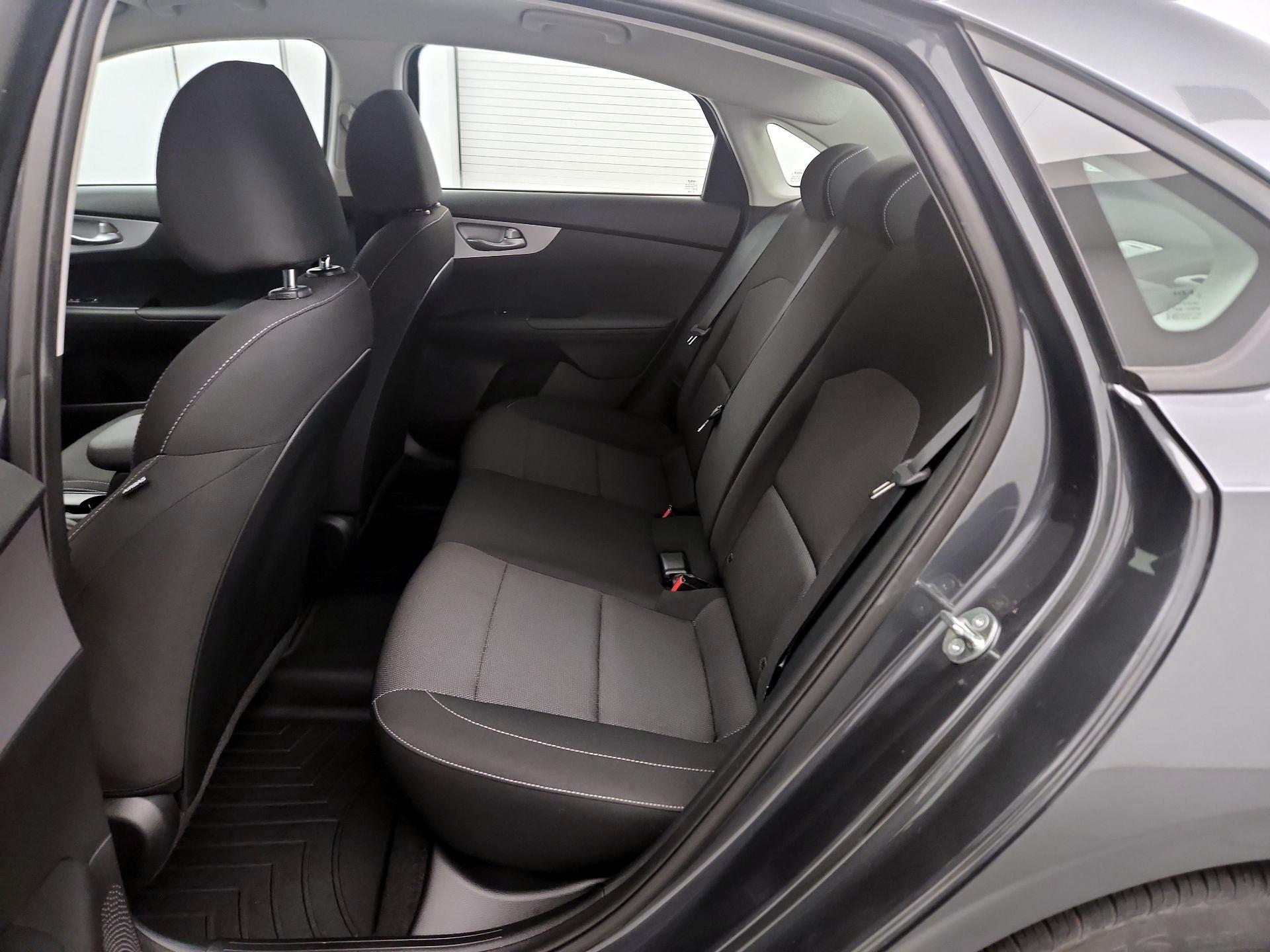 Thumbnail: 2023 Kia Forte - 19