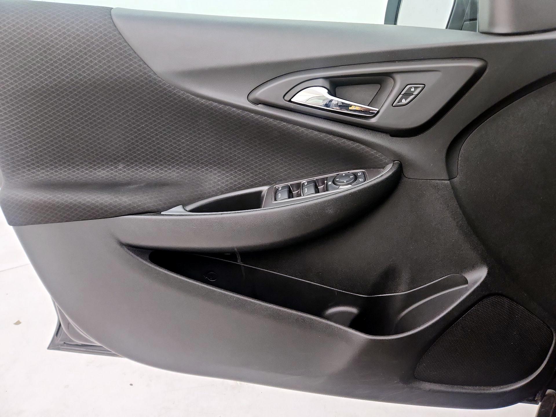 Thumbnail: 2023 Chevrolet Malibu - 12