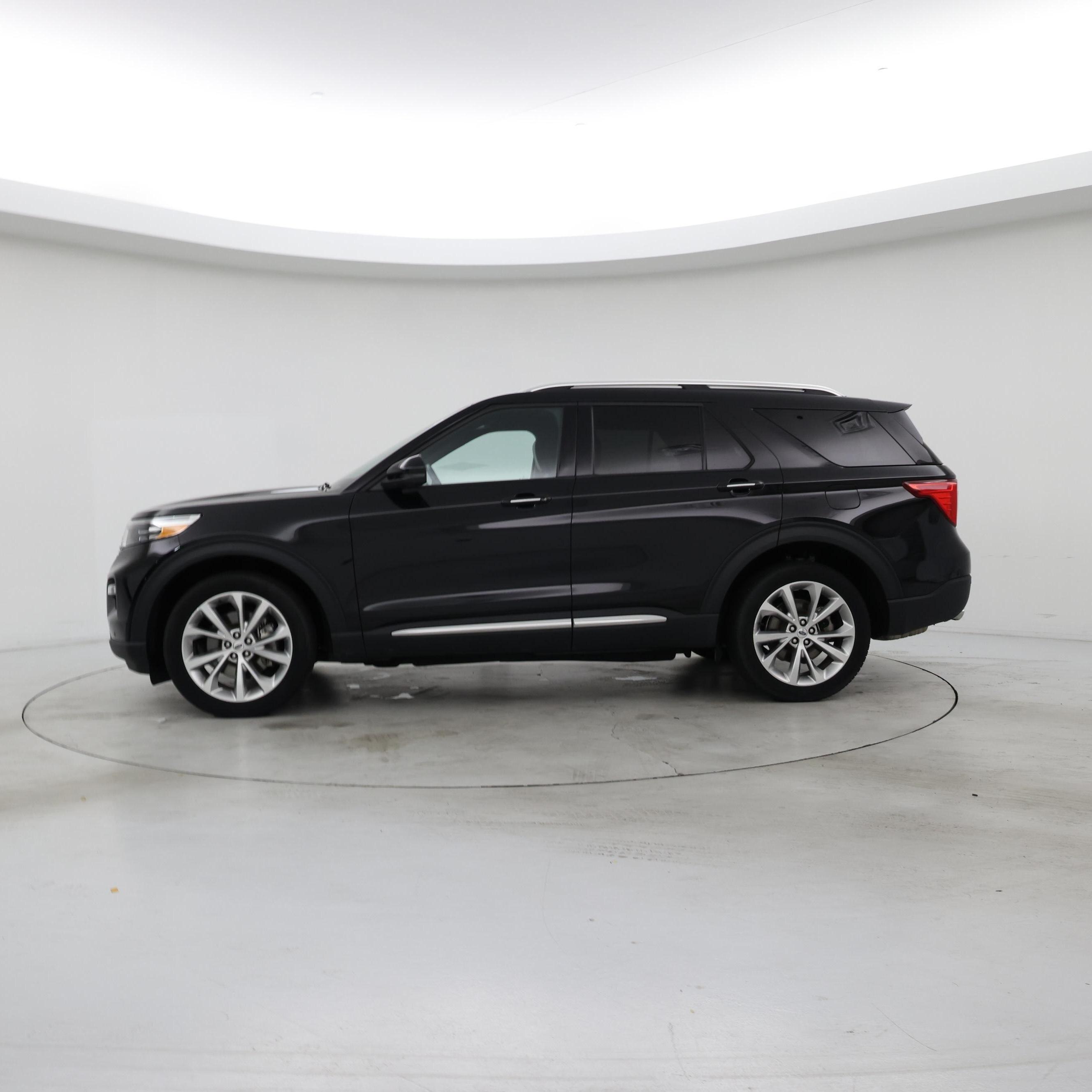Thumbnail: 2022 Ford Explorer - 3