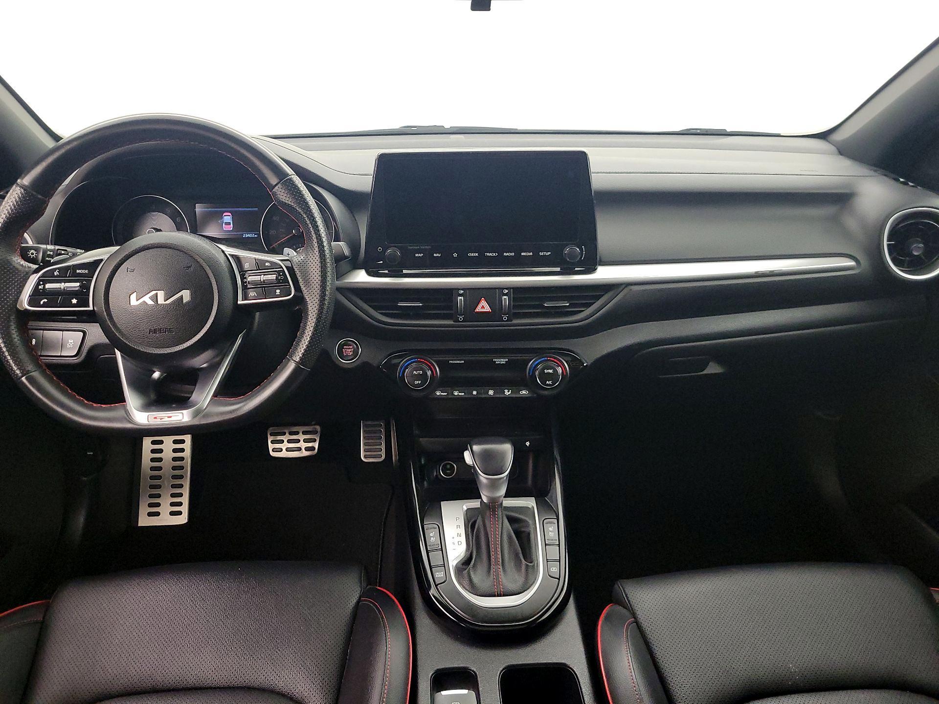 Thumbnail: 2023 Kia Forte - 9