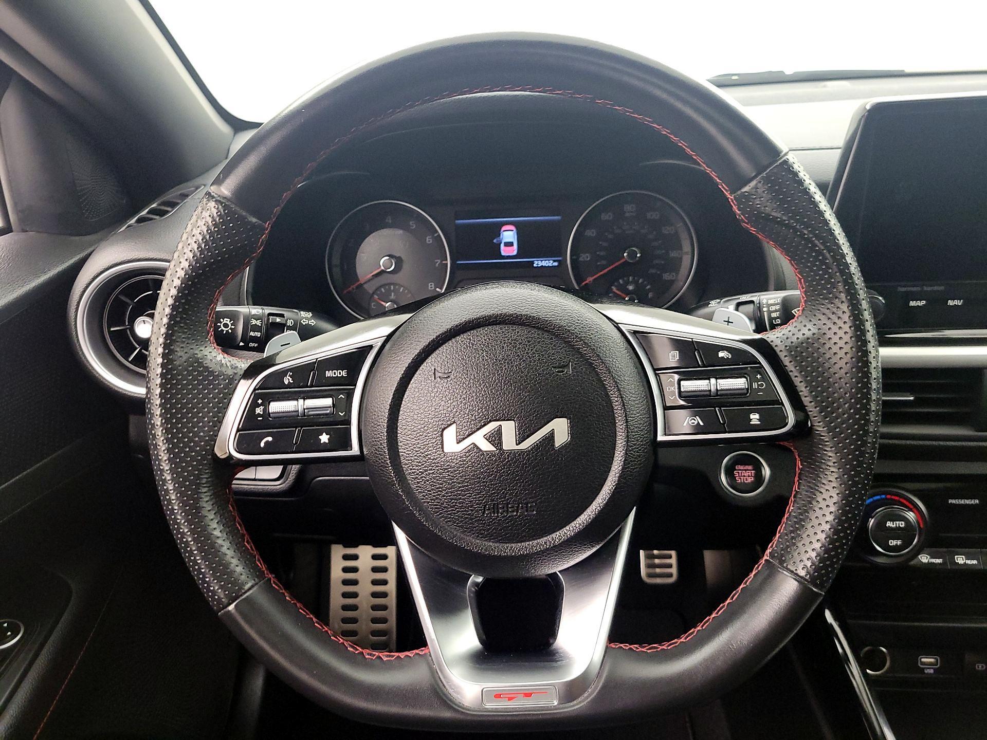 Thumbnail: 2023 Kia Forte - 10