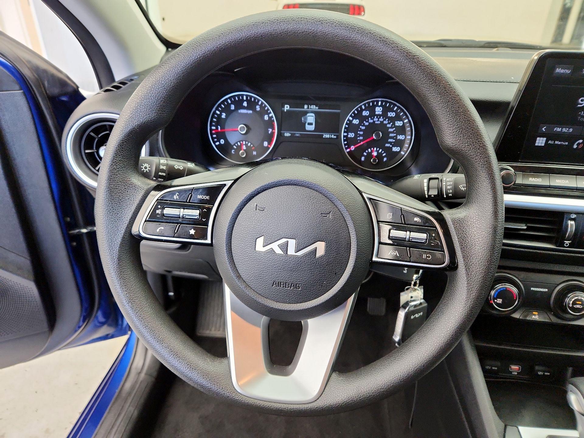 Thumbnail: 2022 Kia Forte - 10