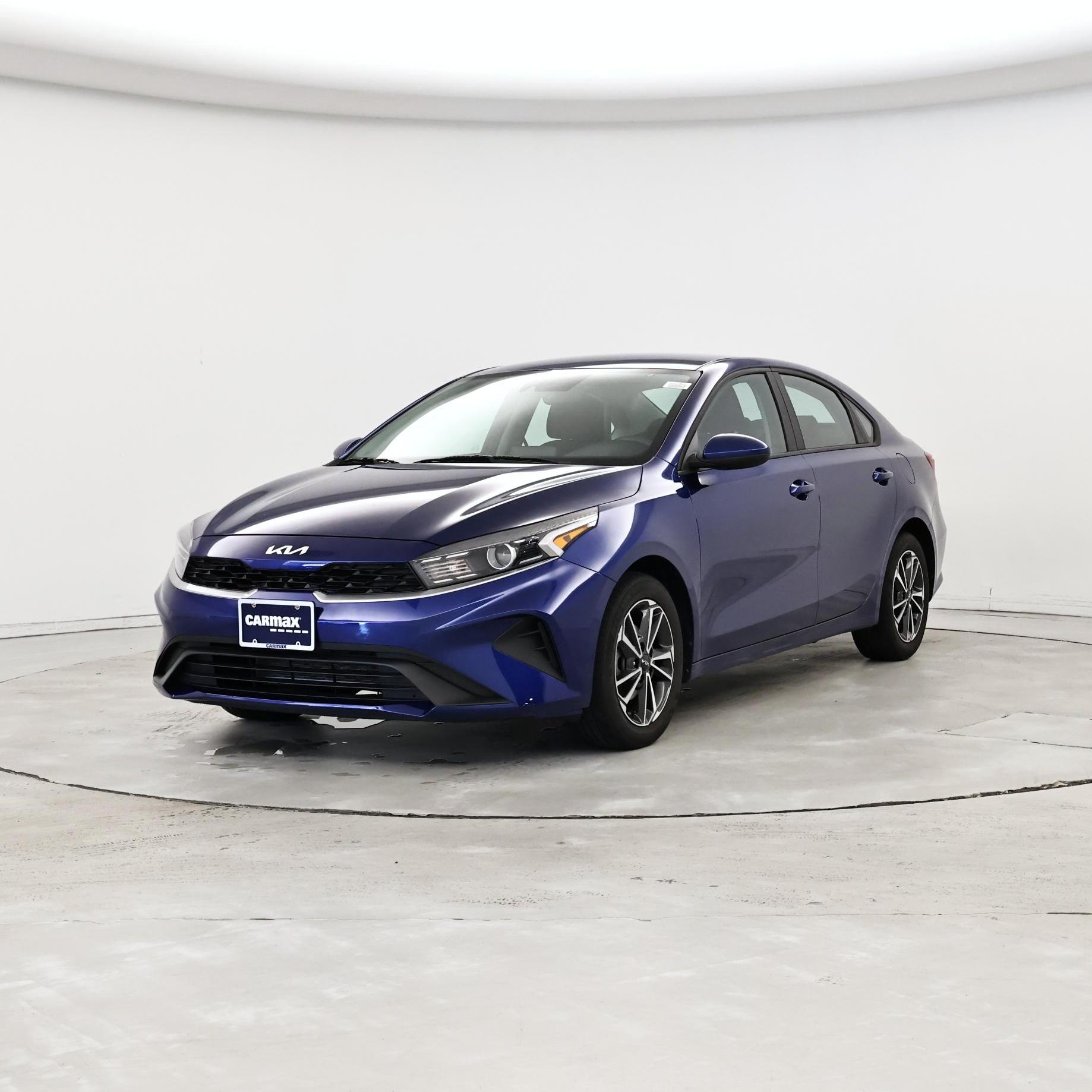 Thumbnail: 2022 Kia Forte - 4