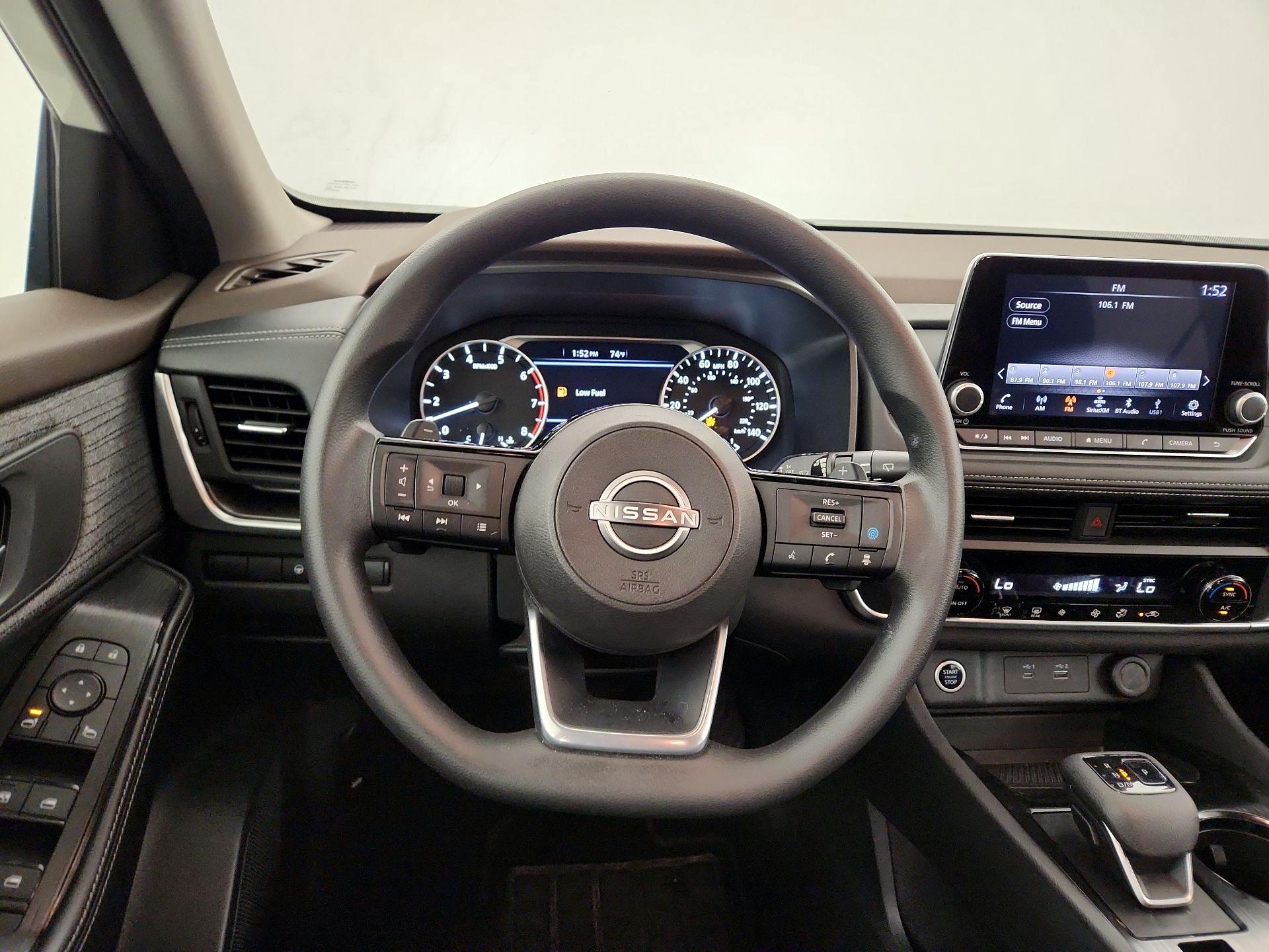 Thumbnail: 2023 Nissan Rogue - 10